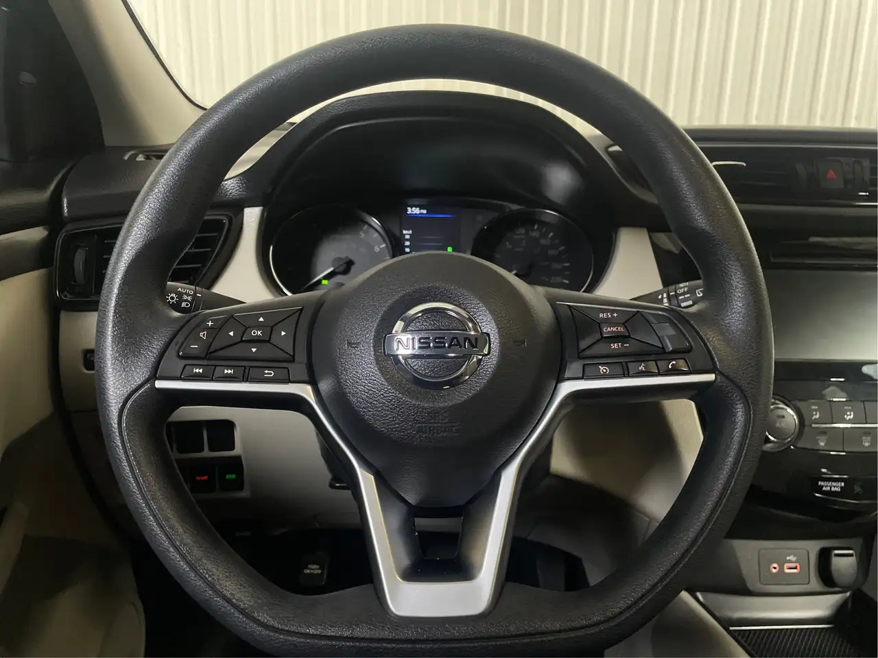 Nissan Qashqai снимка Nissan Qashqai