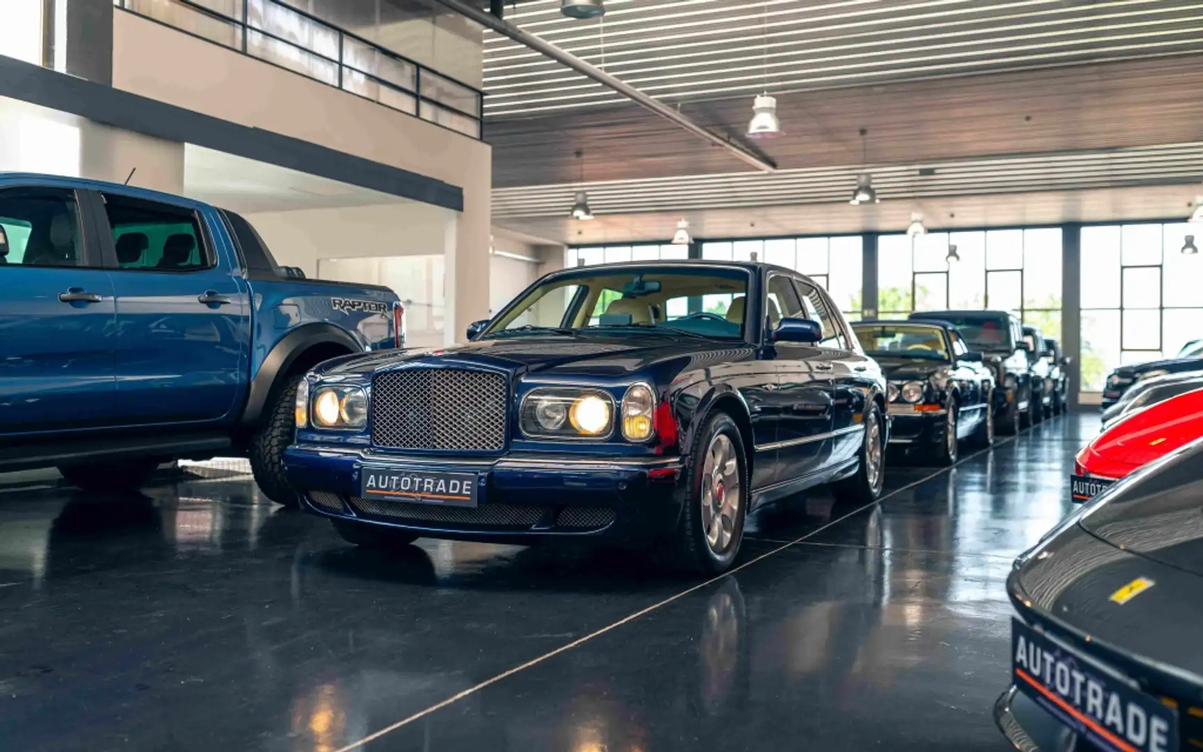 Bentley Arnage Red Label Azul - 1