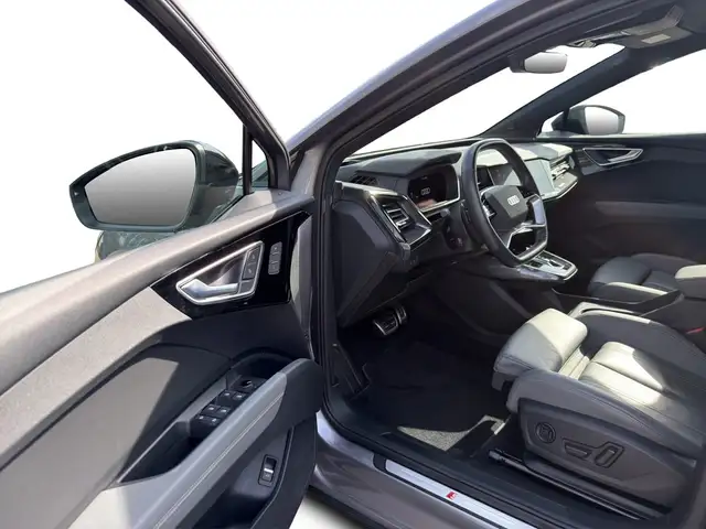 Audi Q4 E-Tron view 13