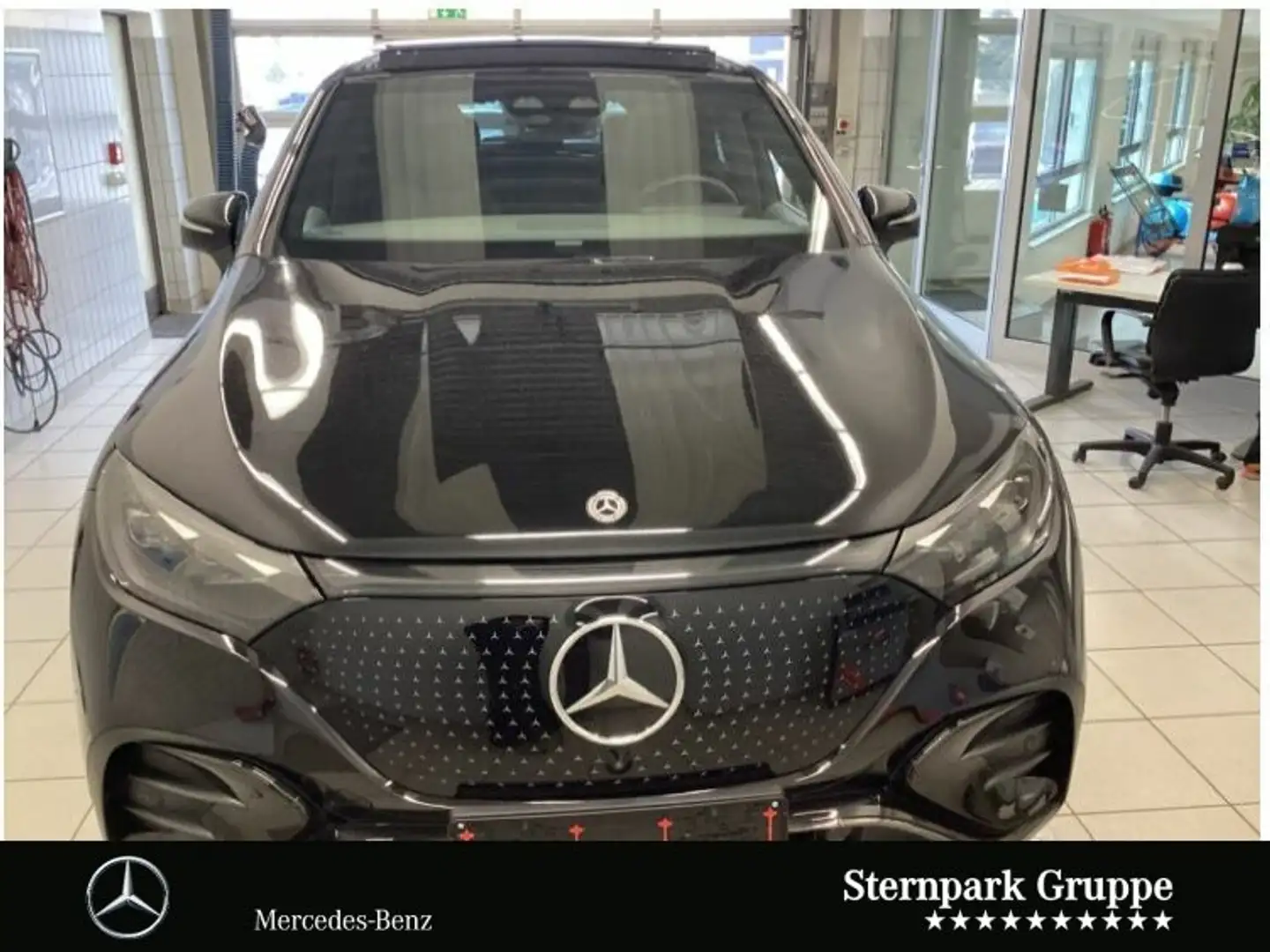 Mercedes-Benz EQE SUV EQE 350+ SUV AMG'Premium'Night'Pan'AHK'Leder'HAL Černá - 2