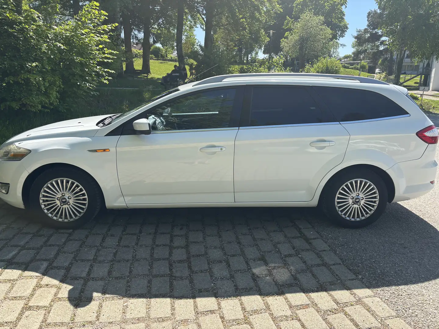 Ford Mondeo Turnier 2.0 TDCi Titanium - 1