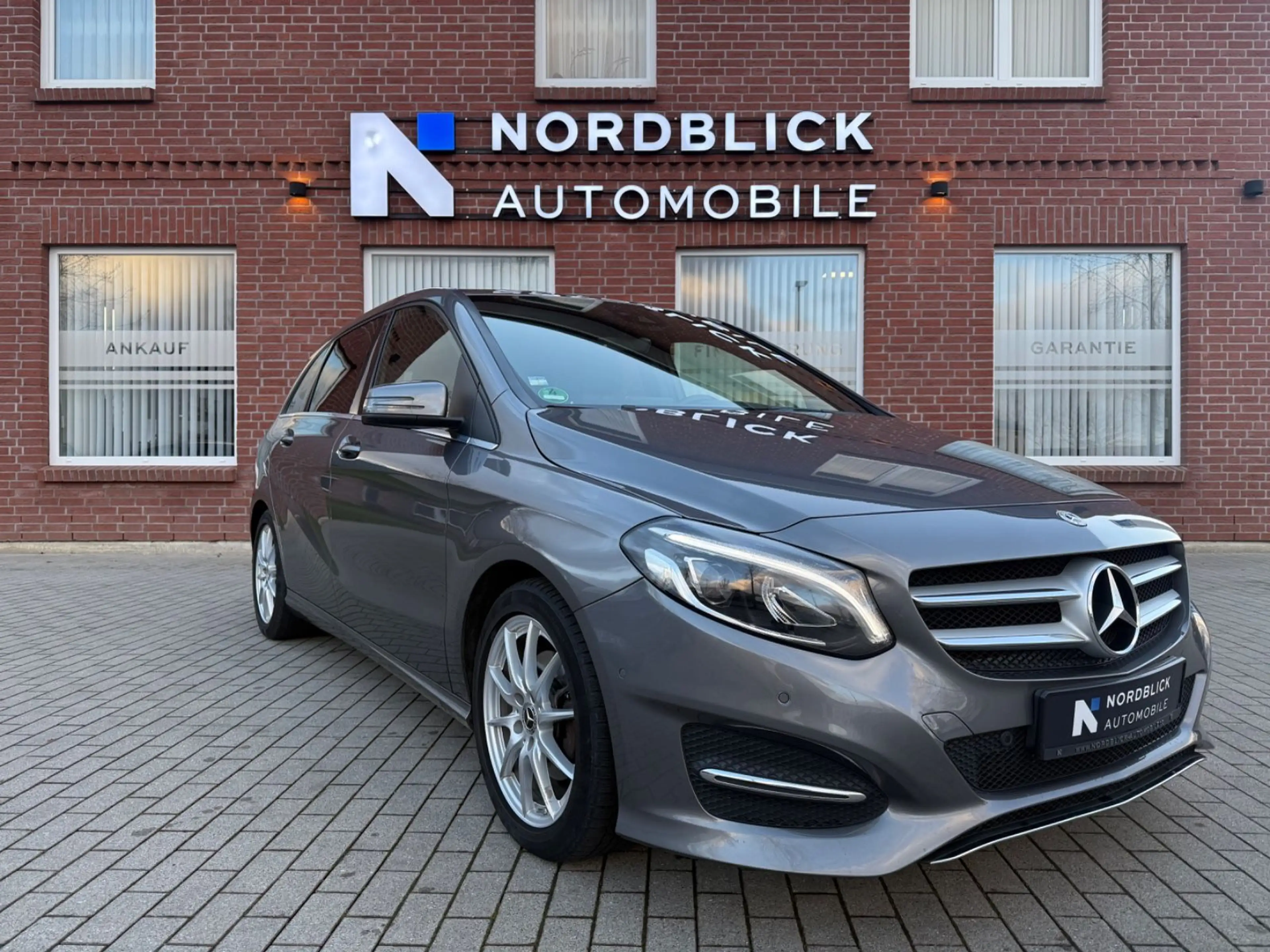 Mercedes-Benz B 220 d 4Matic Edition B *LED*StandHZ*AHK* — photo 3