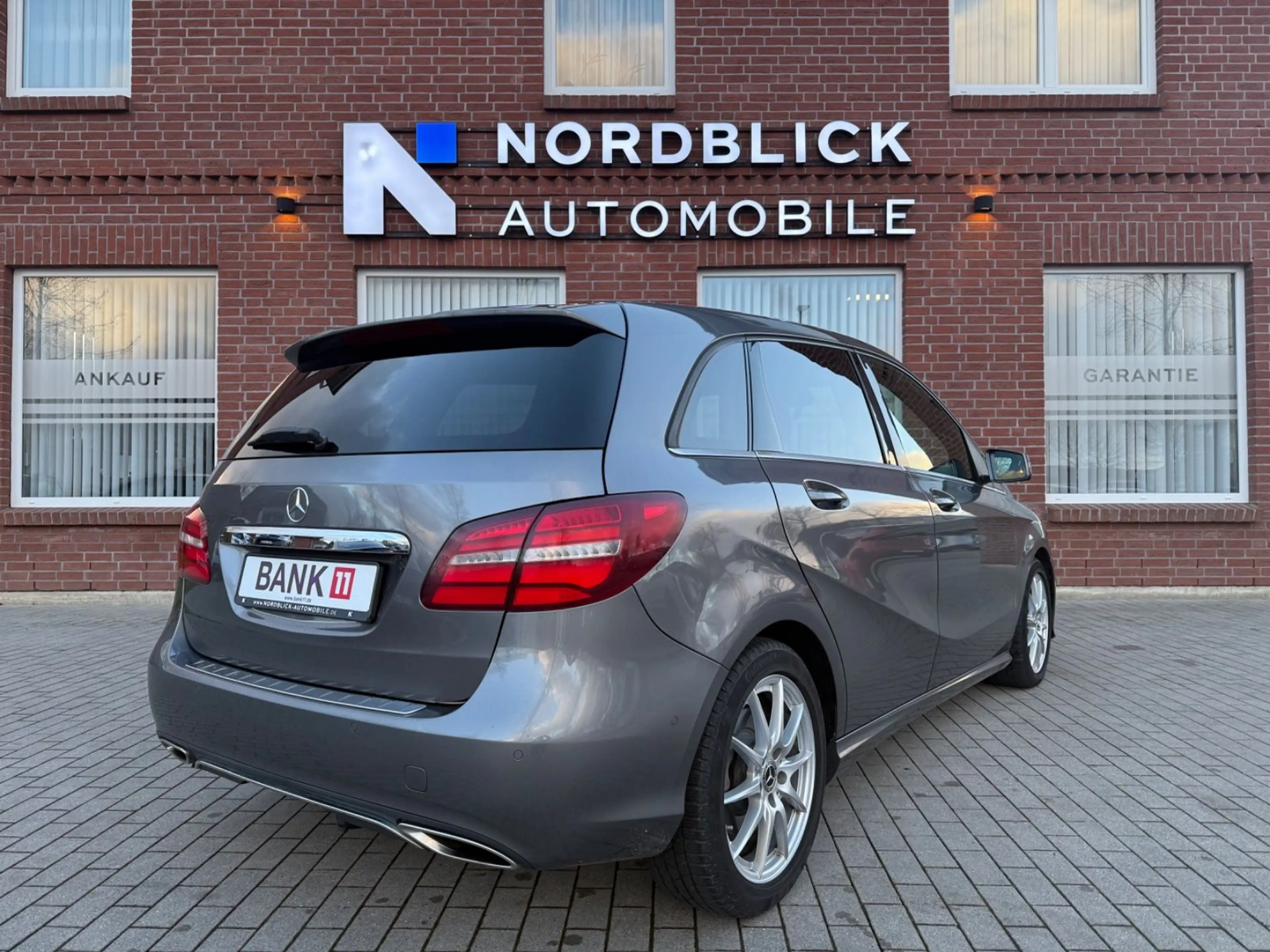 Mercedes-Benz B 220 d 4Matic Edition B *LED*StandHZ*AHK* — photo 5