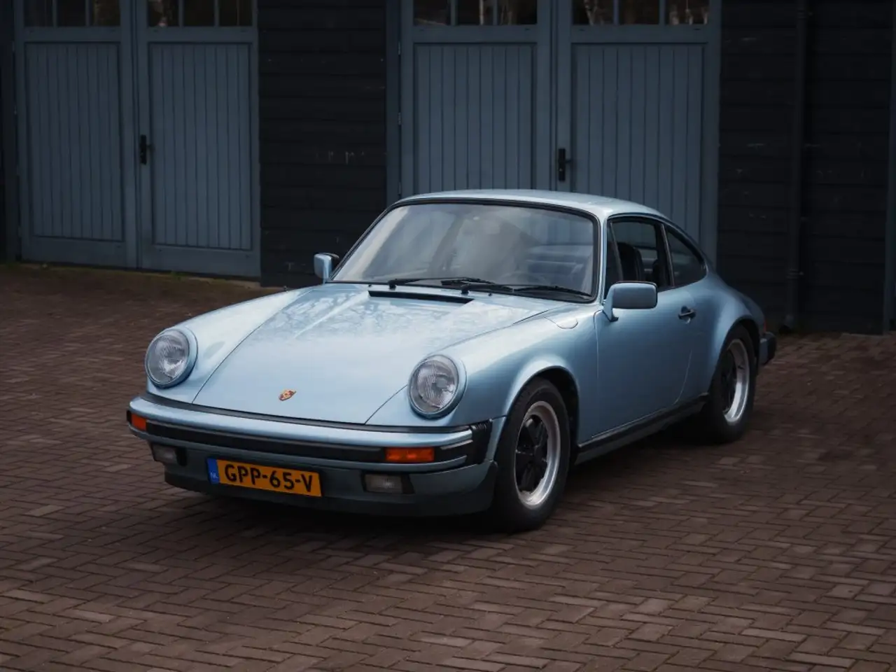 Porsche 911 3.0 SC - Coupe Hell blue Metallic, foto 2
