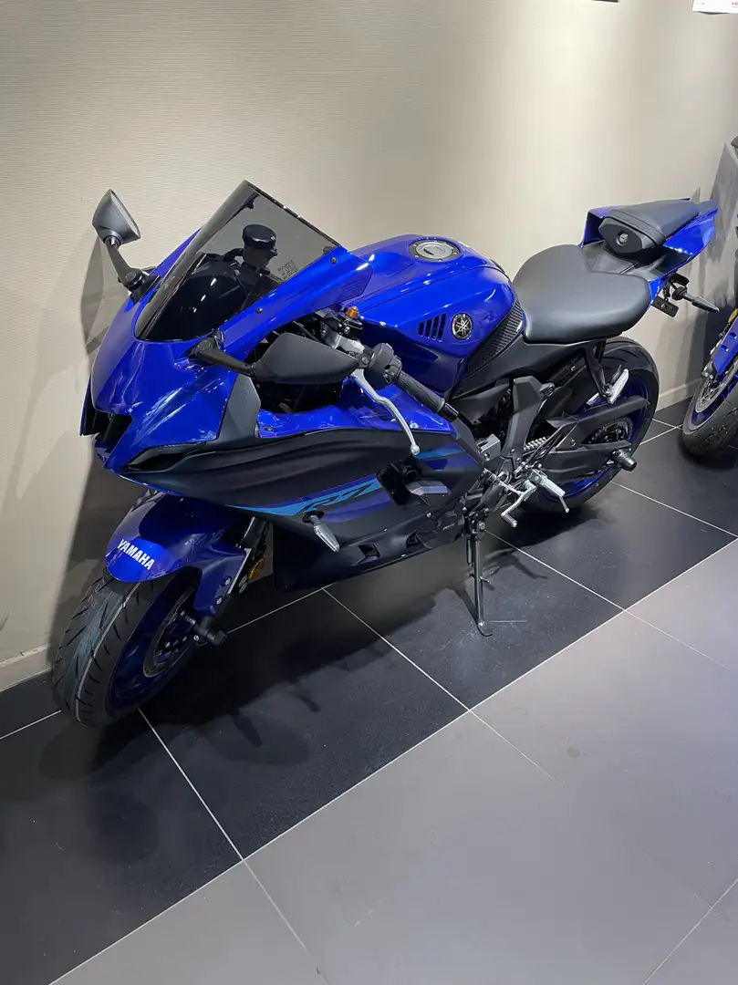Yamaha Blauw - 1