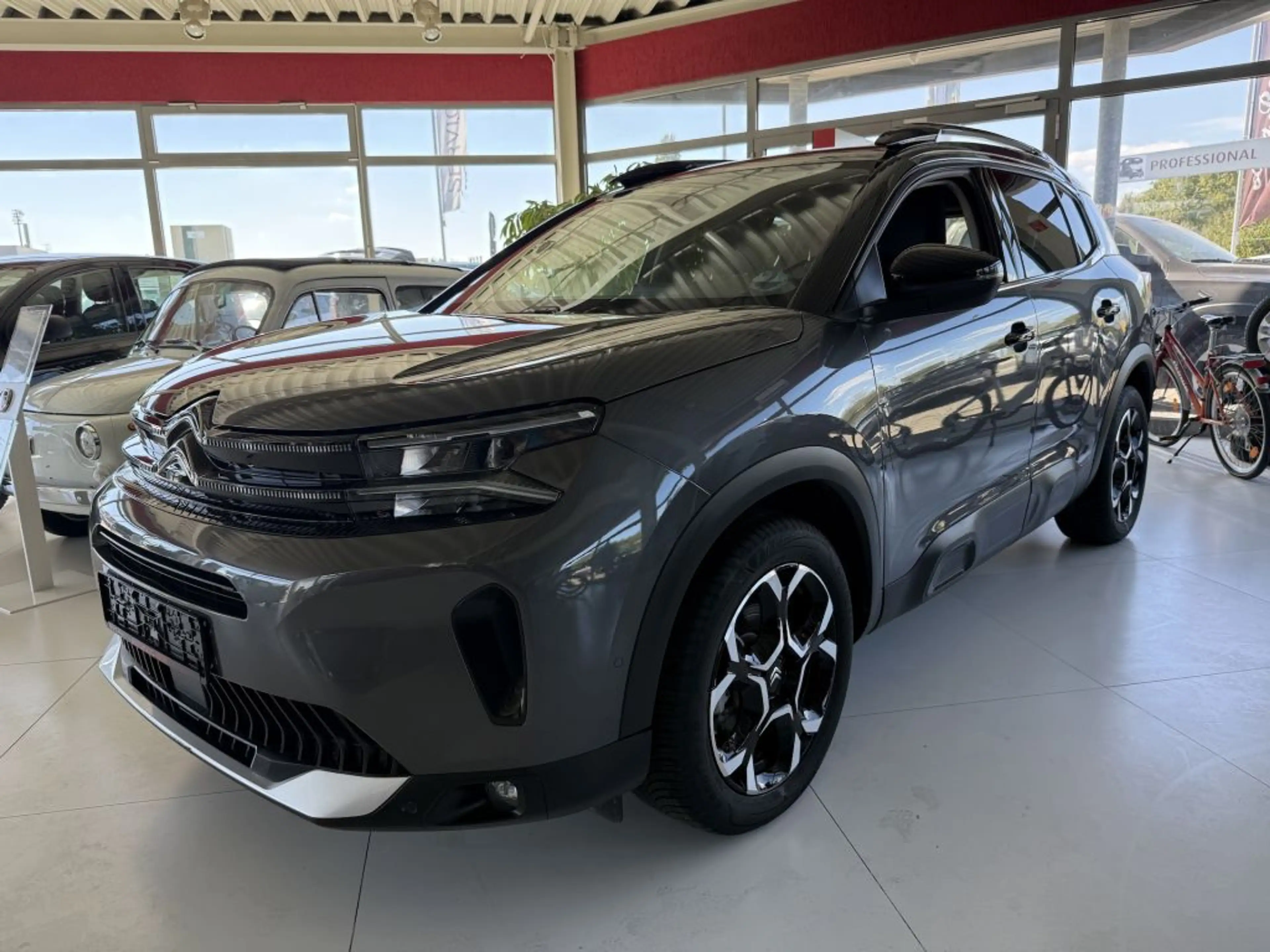 Citroen C5 Aircross Hybrid 145 ë-DSC6 MAX