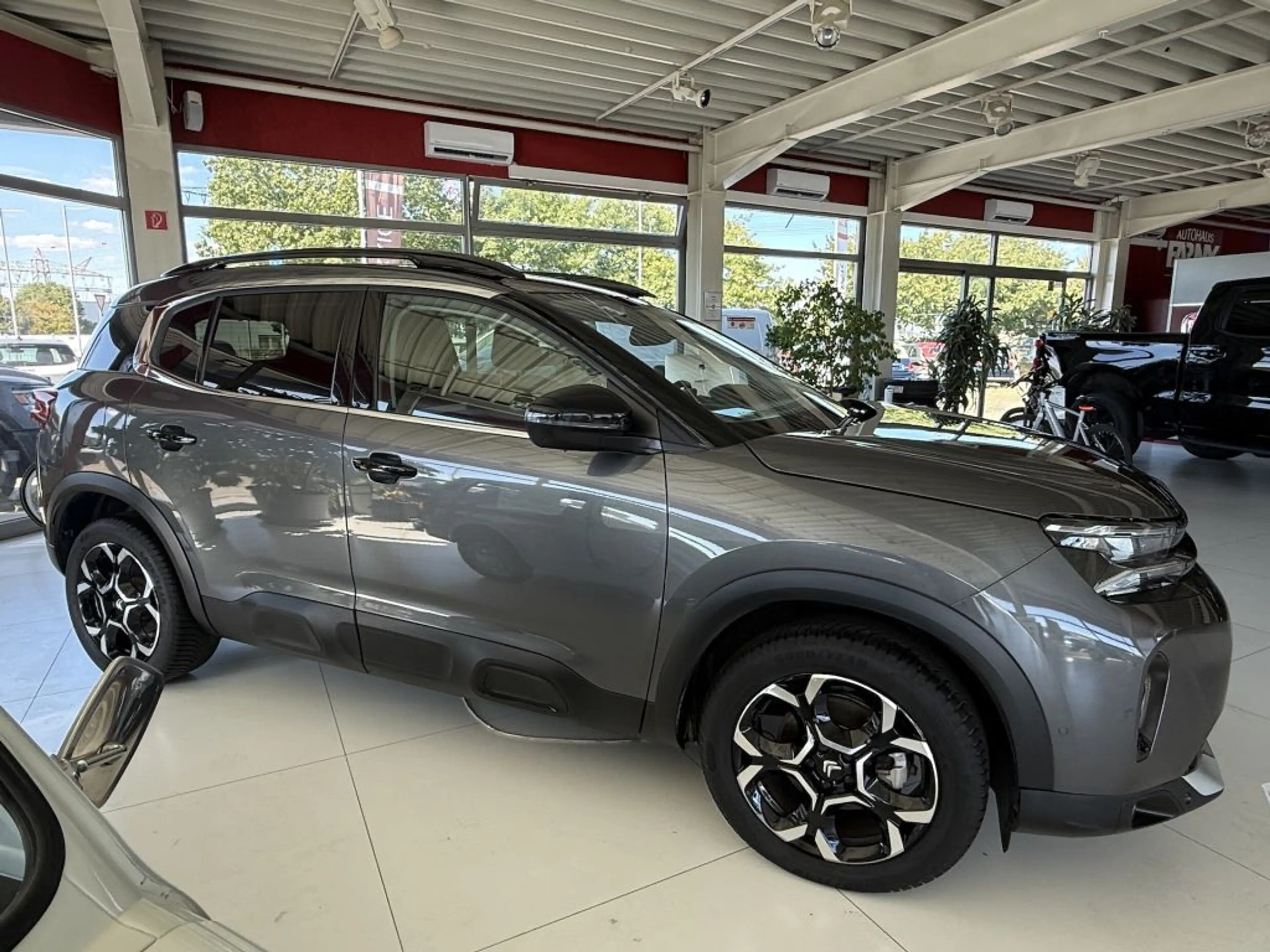 Citroen C5 Aircross Hybrid 145 ë-DSC6 MAX — photo 4