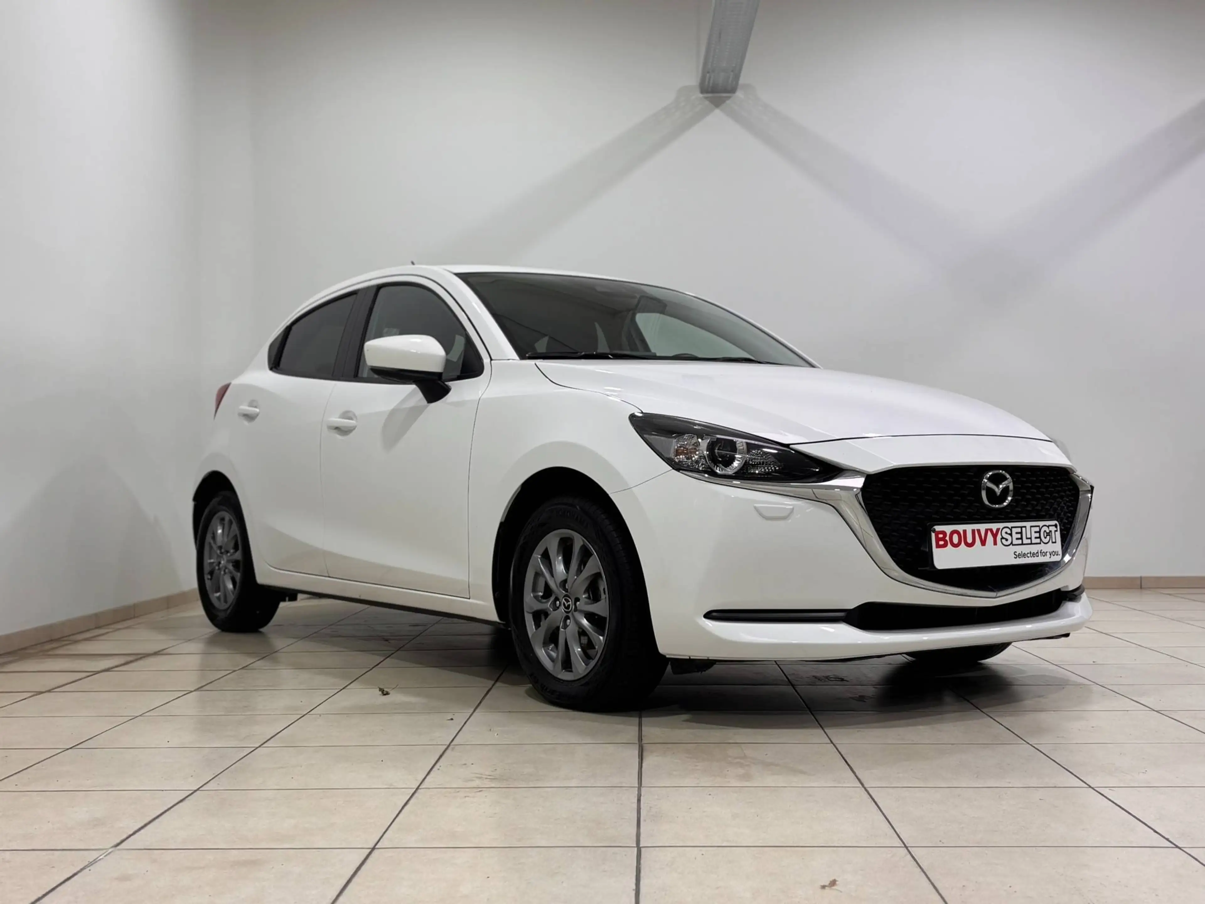 Mazda 2 1.5i MHEV 90CV *CARPLAY*CLIM*CRUISE.C*PHARES AUTO — photo 3