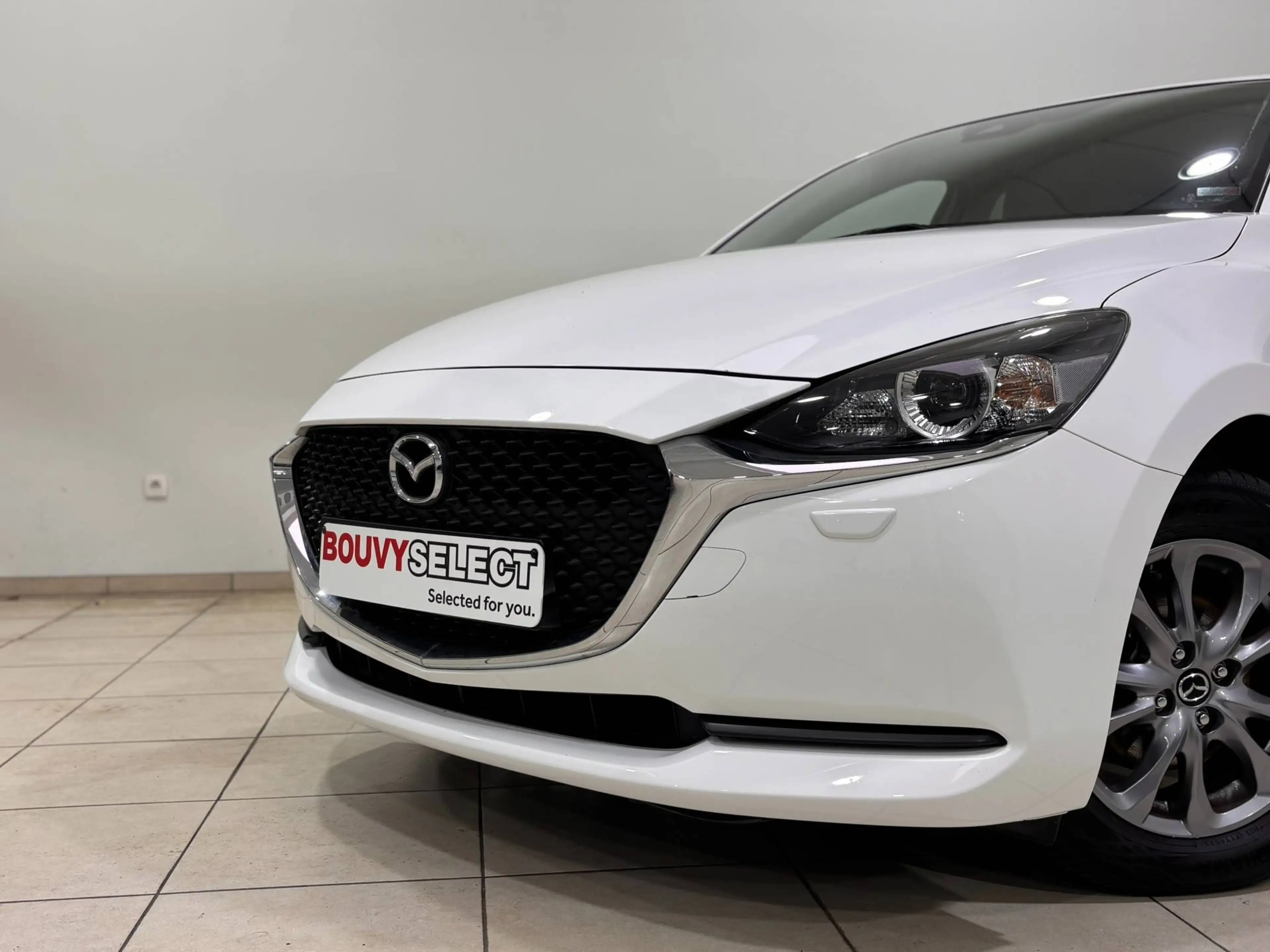 Mazda 2 1.5i MHEV 90CV *CARPLAY*CLIM*CRUISE.C*PHARES AUTO — photo 4