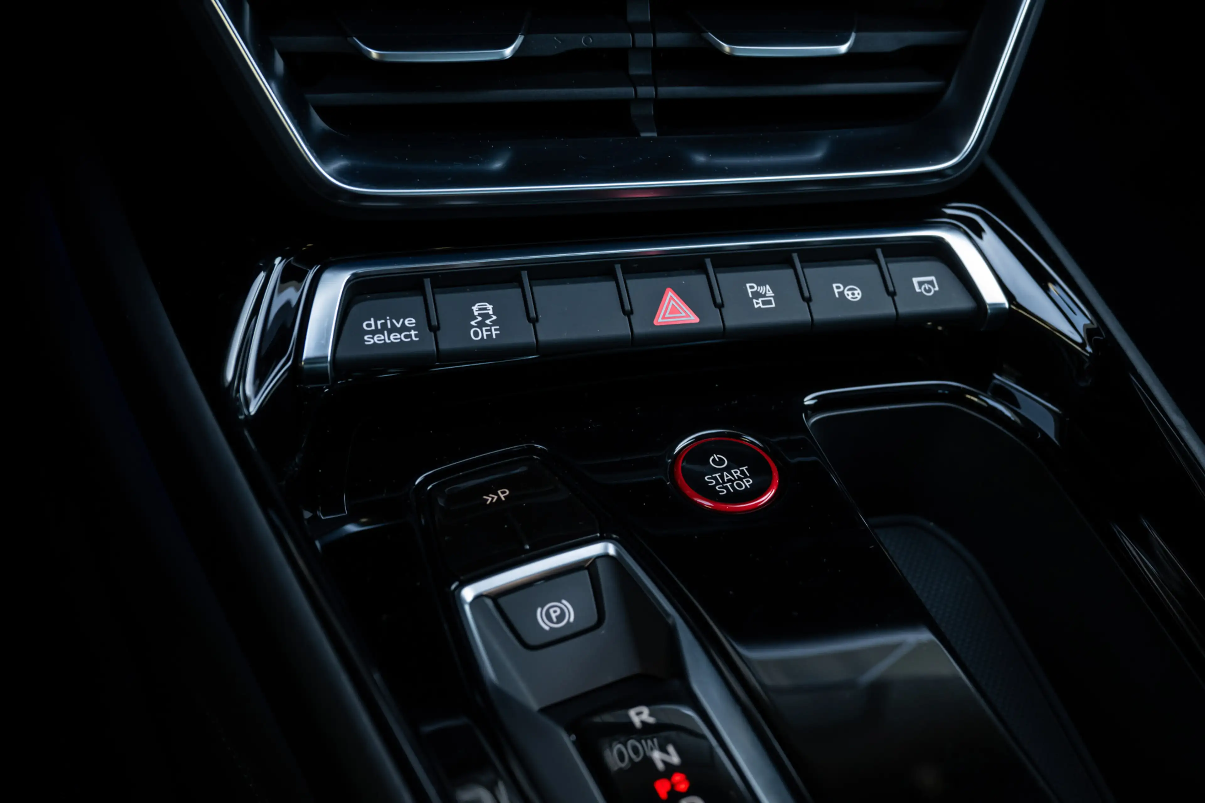 Audi e-tron GT GT edition ZERO 93 kWh Pano, Head-Up, Leder, Top V — photo 29