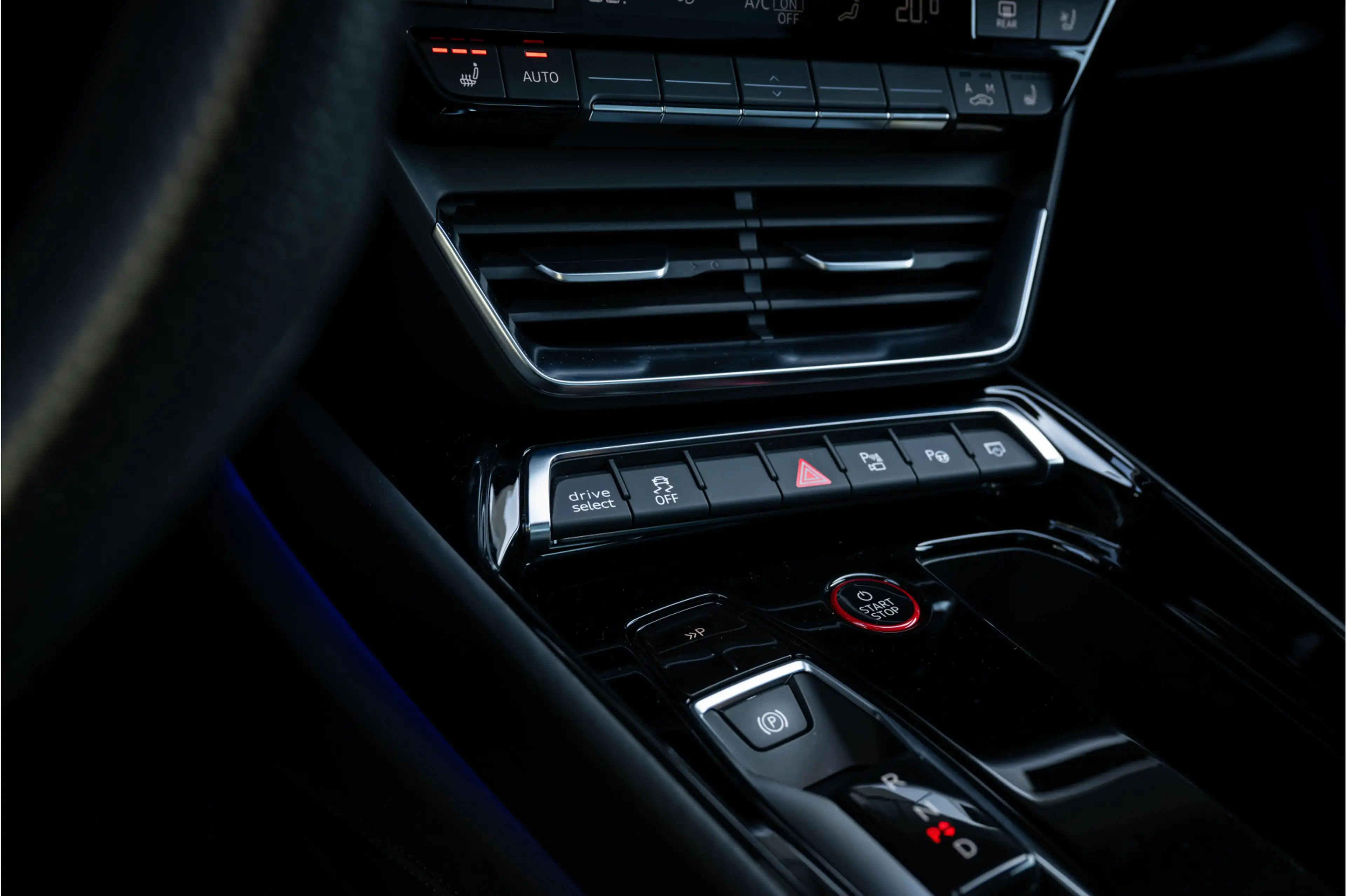 Audi e-tron GT GT edition ZERO 93 kWh Pano, Head-Up, Leder, Top V — photo 27