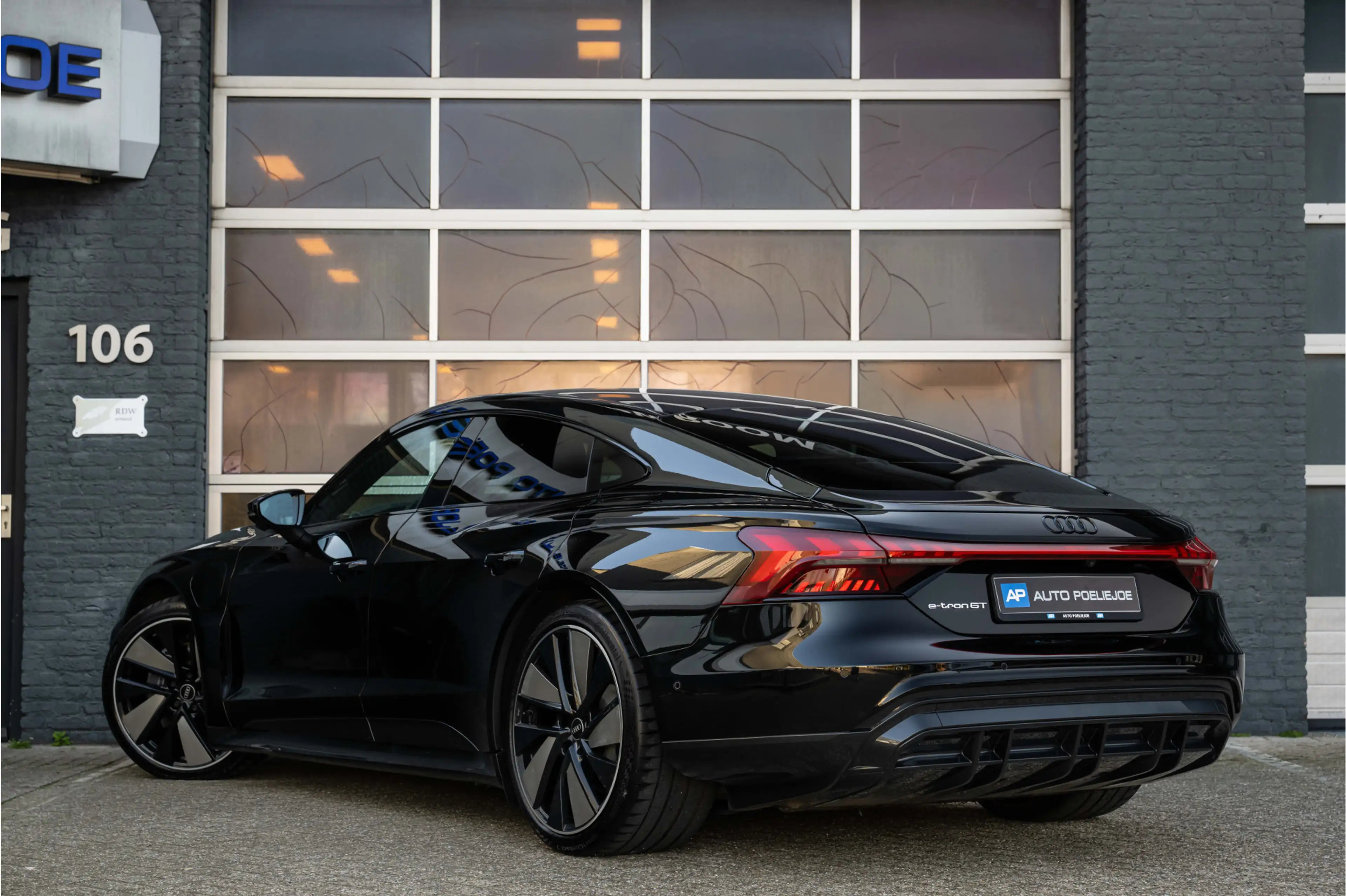 Audi e-tron GT GT edition ZERO 93 kWh Pano, Head-Up, Leder, Top V — photo 6