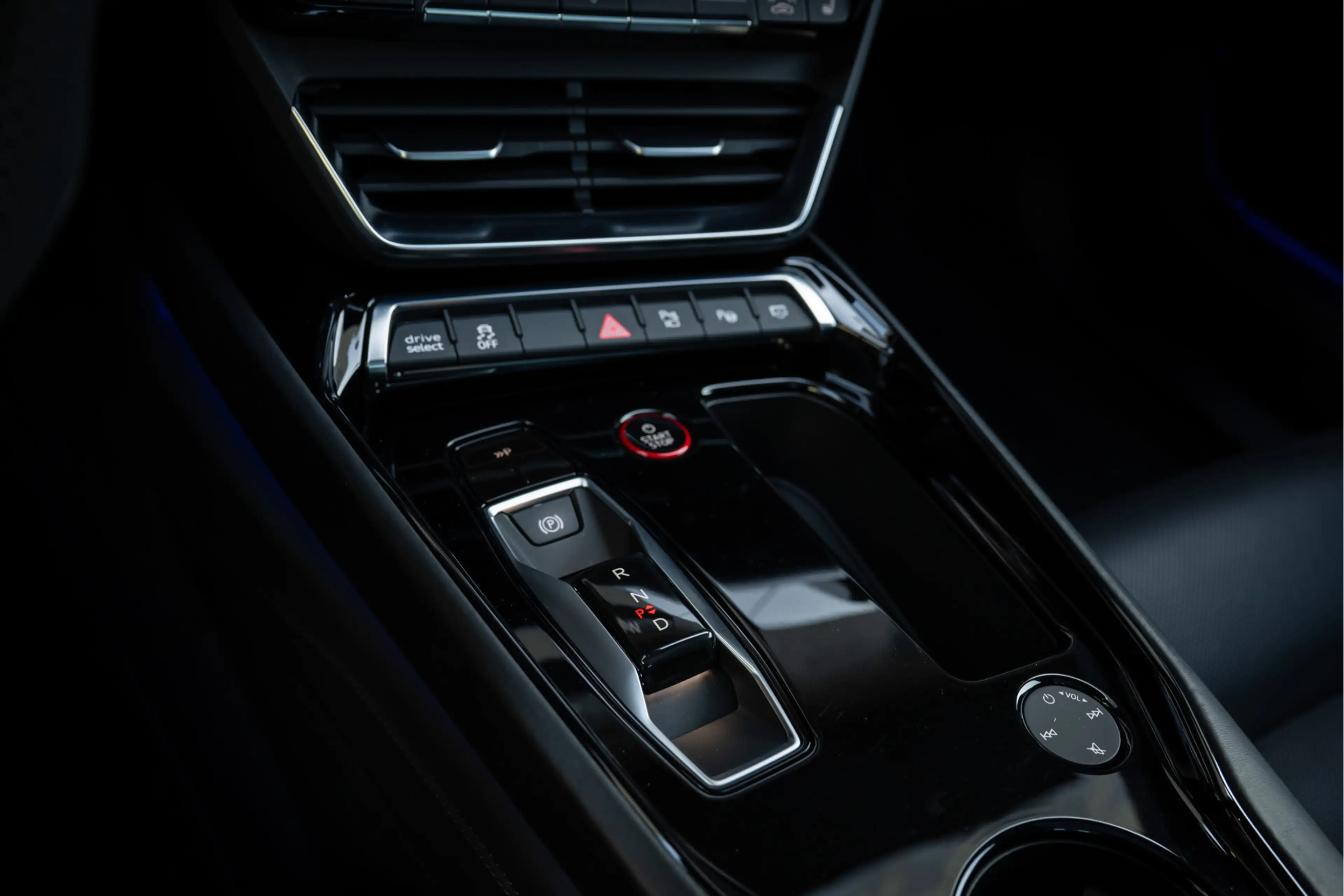 Audi e-tron GT GT edition ZERO 93 kWh Pano, Head-Up, Leder, Top V — photo 28