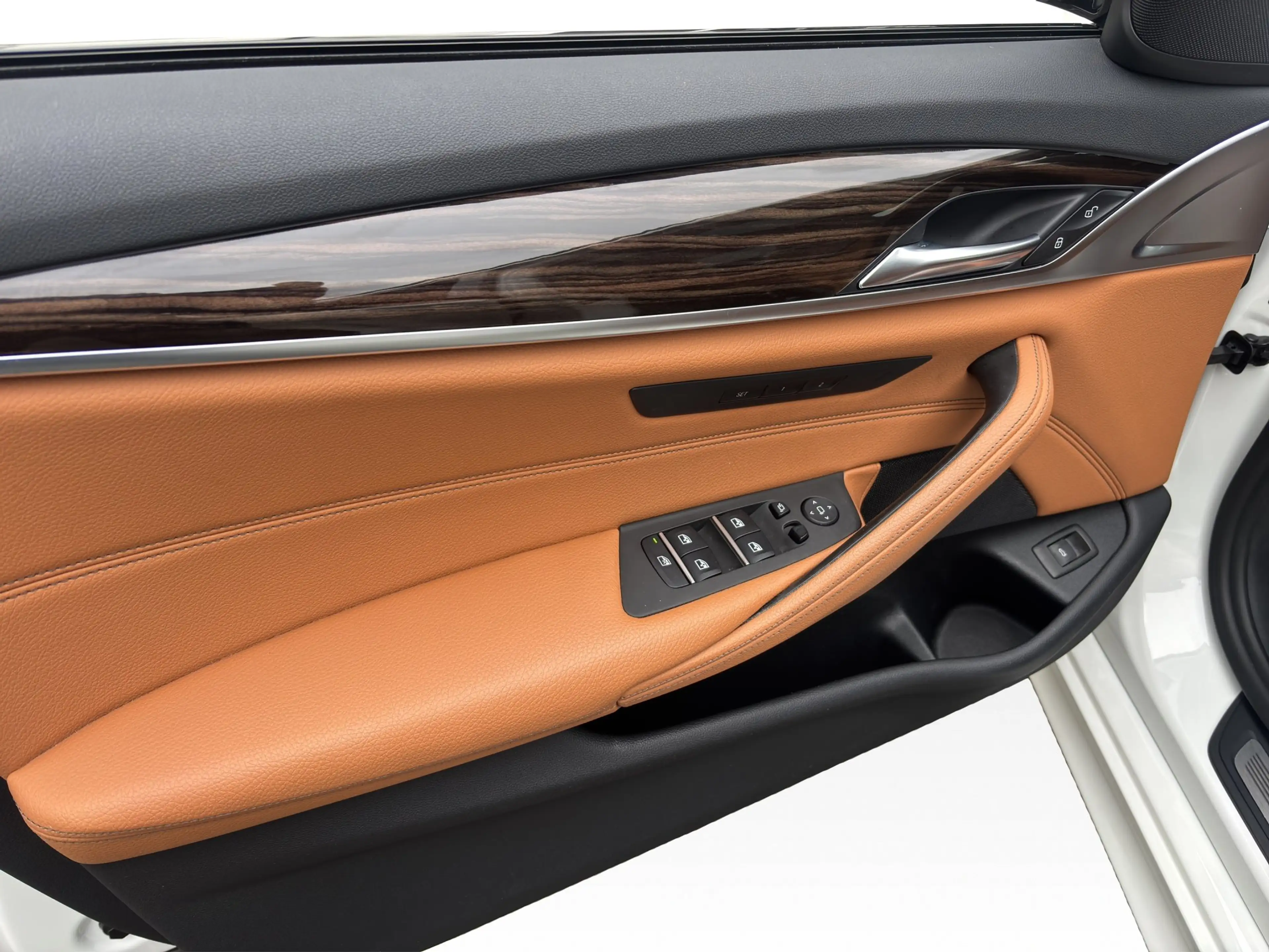 BMW 540 i xDrive Touring M Sportpaket TOP AUSSTATTUNG — photo 11
