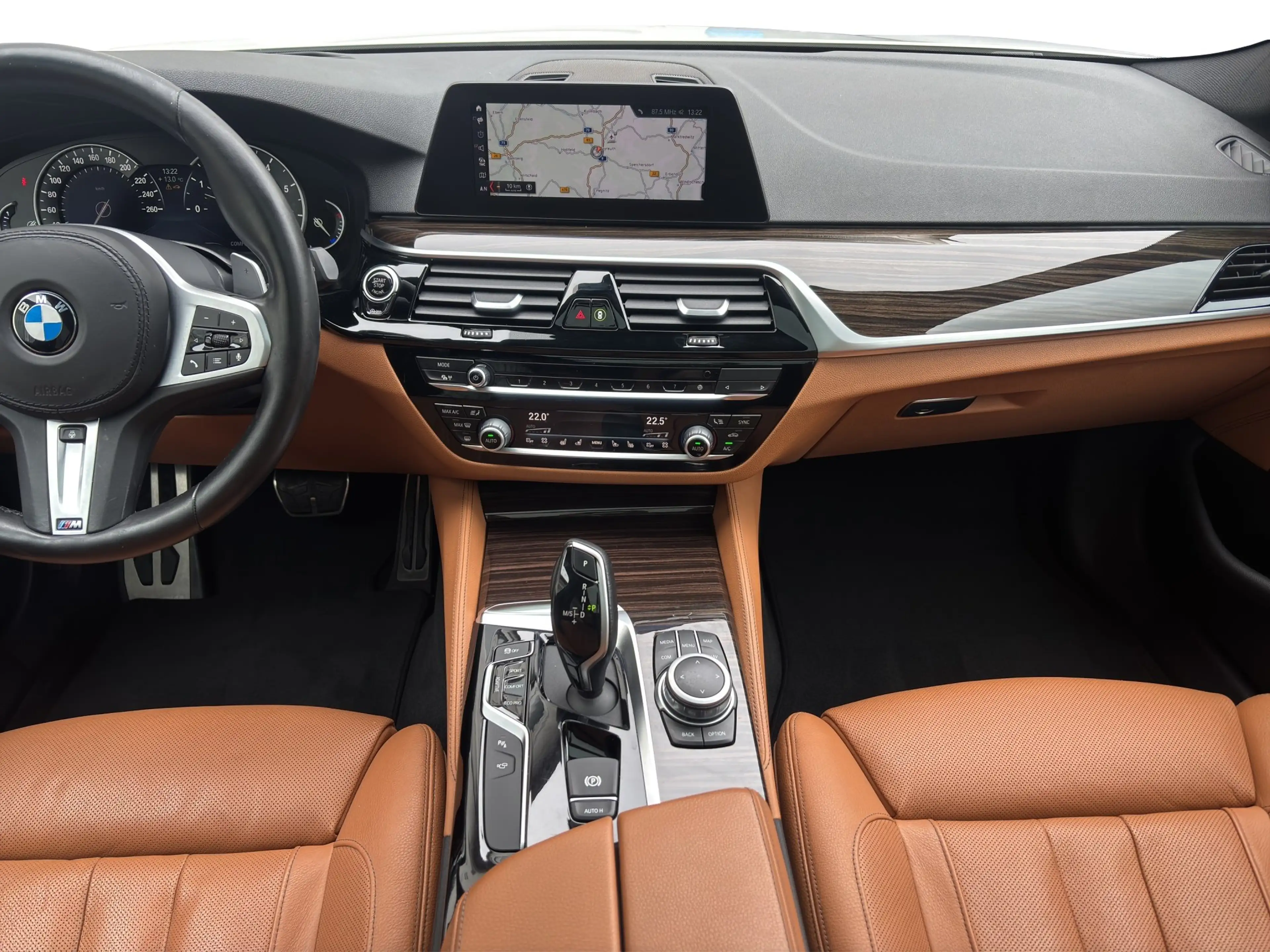 BMW 540 i xDrive Touring M Sportpaket TOP AUSSTATTUNG — photo 7