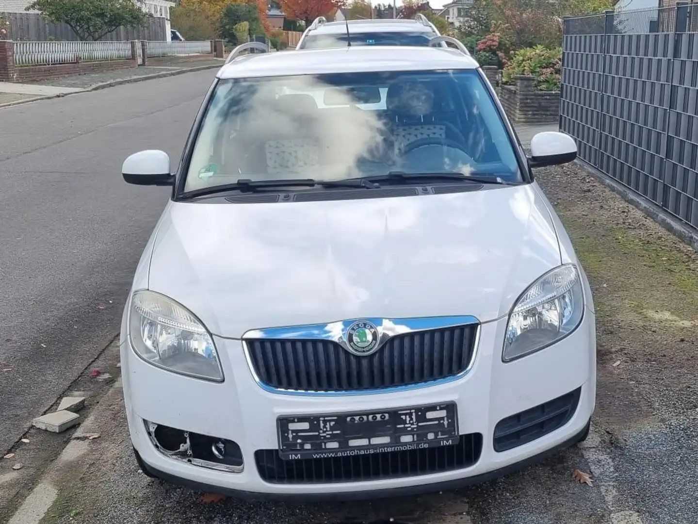 Skoda Fabia Ambiente Weiß - 1