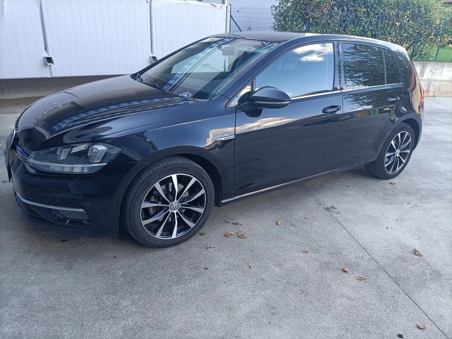 Volkswagen Golf 5p 1.4 tgi Executive 110cv - 1