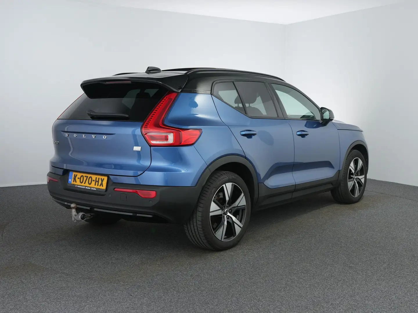 Volvo XC40 Recharge P8 AWD R-Design SOH 92% | Blis | 408PK | Blau - 2