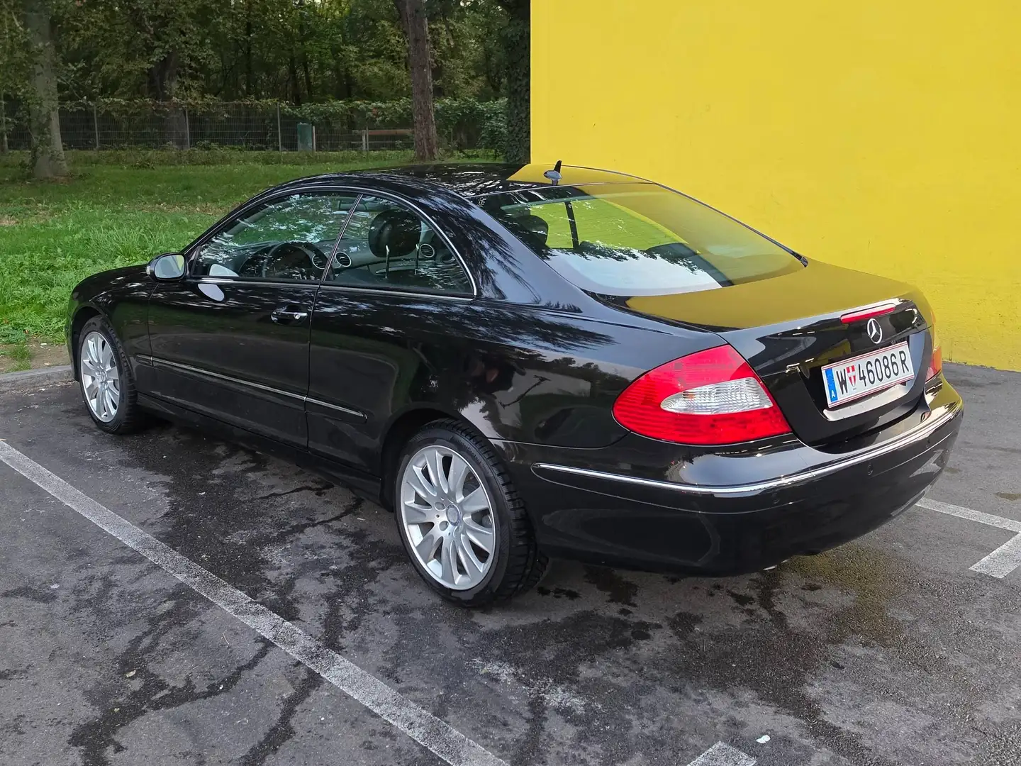 Mercedes-Benz CLK 320 CLK 320 Elegance CDI Aut. Elegance Schwarz - 2