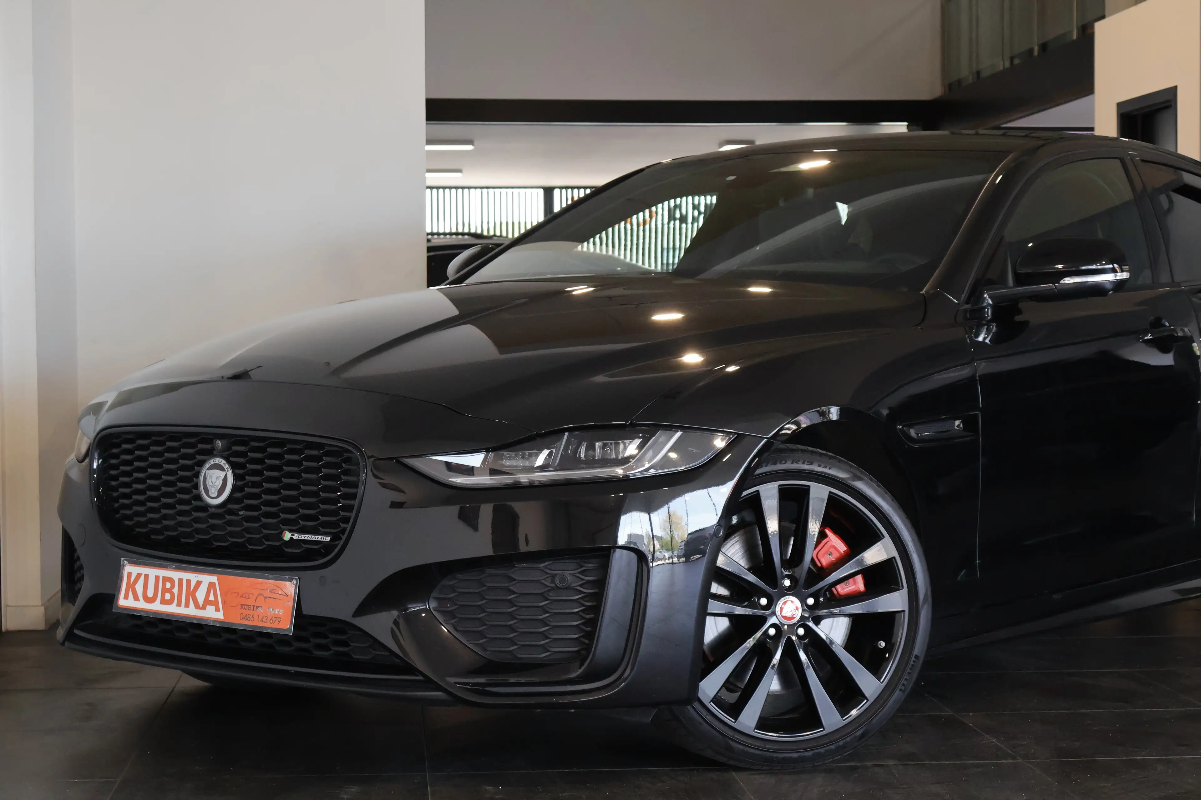 Jaguar XE XE 2.0 T R-Sport (EU6.2) LijnA Dodeh Carplay Garantie* — photo 2