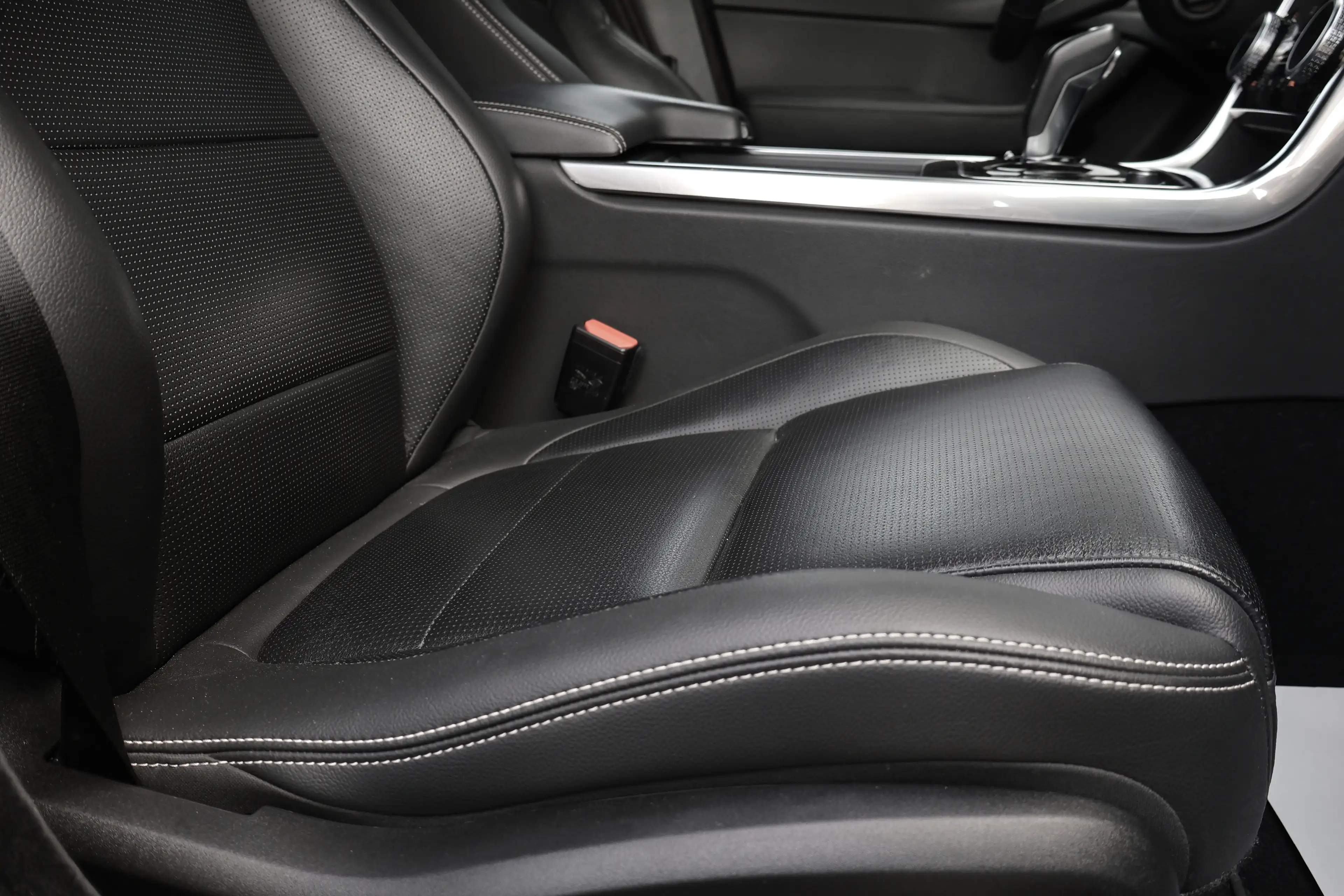 Jaguar XE XE 2.0 T R-Sport (EU6.2) LijnA Dodeh Carplay Garantie* — photo 8