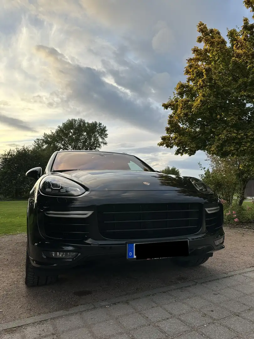 Porsche Cayenne Cayenne Turbo S  PANO ST.HZ TV AHK  SPORT CHRONO - 2