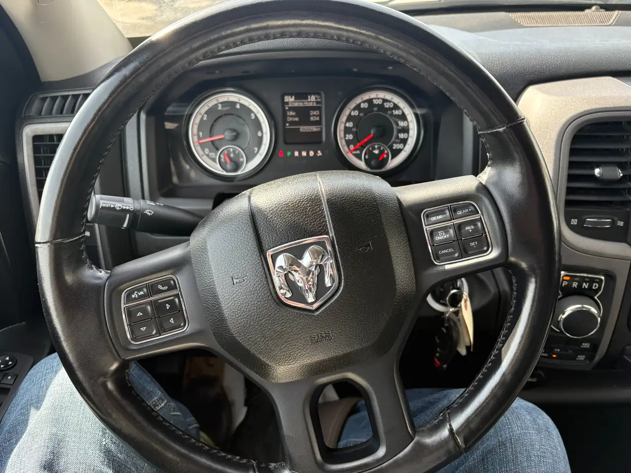 RAM 1500 снимка RAM 1500