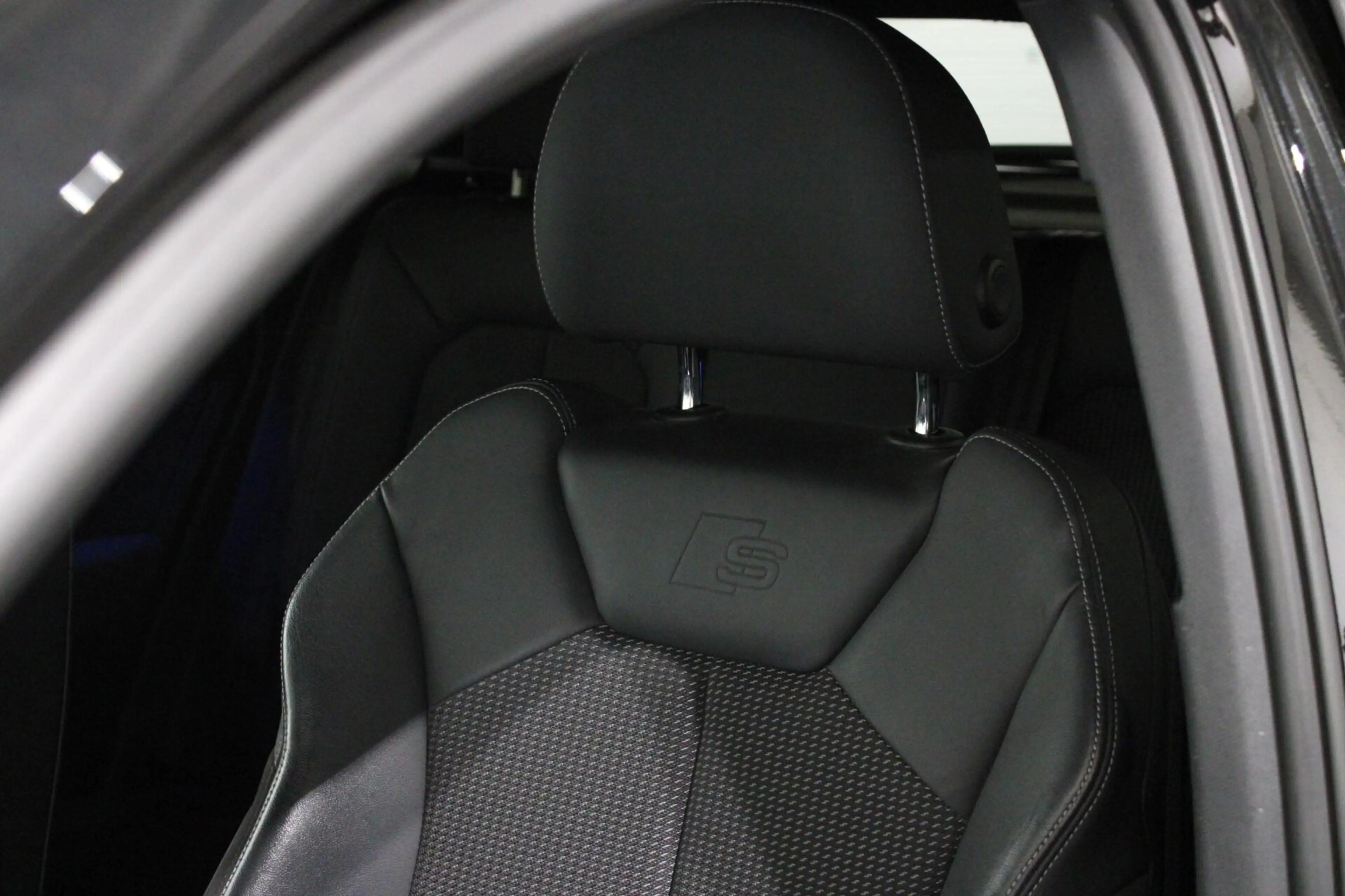 Audi Q3 Sportback 45 TFSIe S Edition | PANO | 360CAM | STO — photo 12