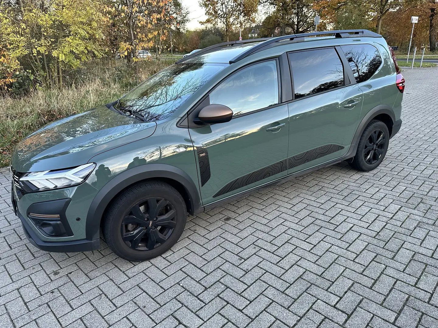 Dacia Jogger TCe 100 ECO-G (7-Sitzer) Extreme+ - 2