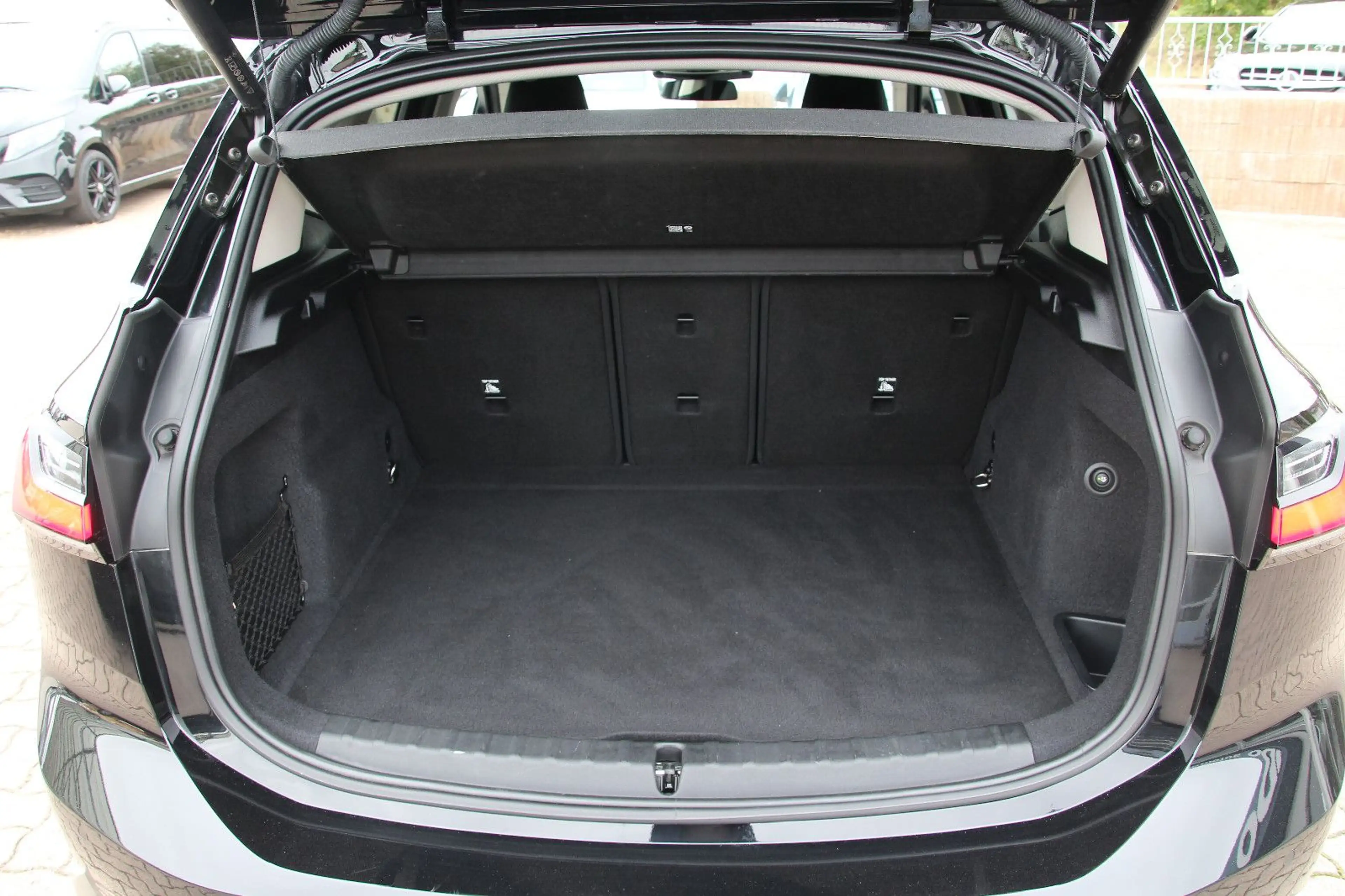 BMW 220 Aut. 220 i *Innovations-Paket* — photo 9