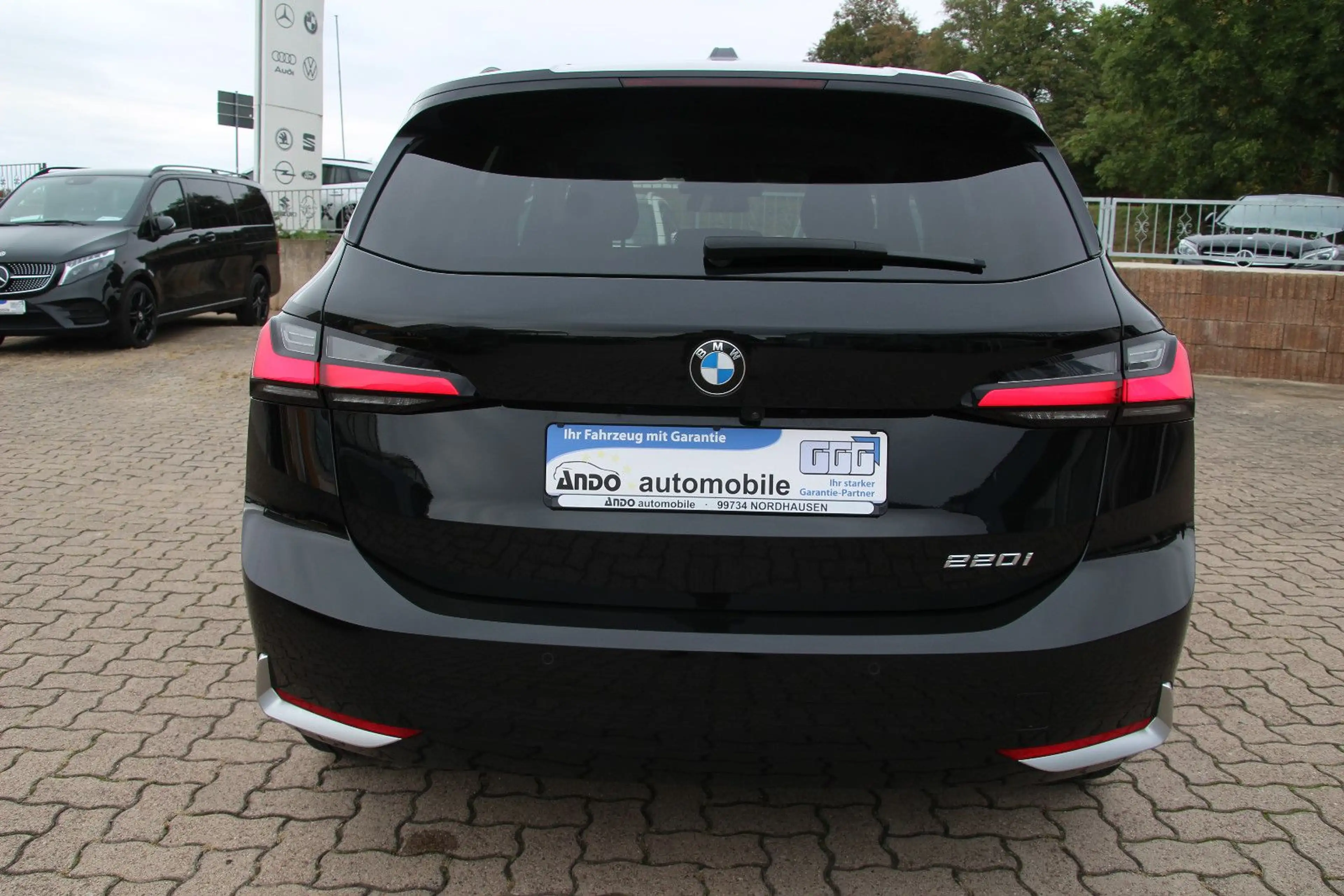 BMW 220 Aut. 220 i *Innovations-Paket* — photo 8
