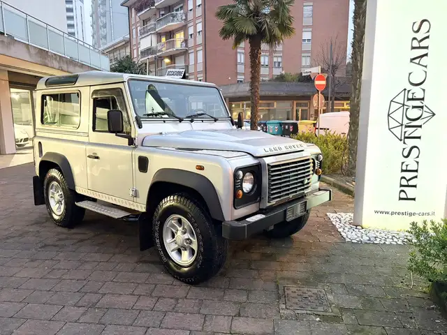 Land Rover Defender Defender 2.2 td Hard Top