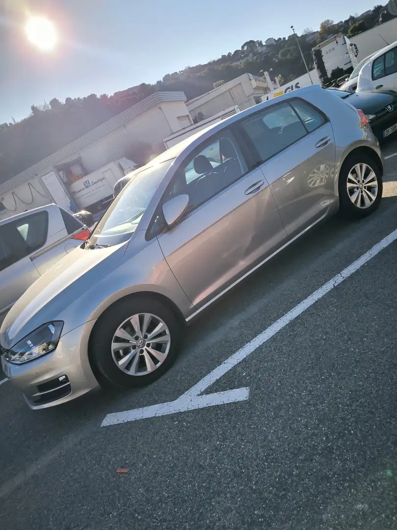 Volkswagen Golf 1.4 TSI 125 BlueMotion Technology DSG7 Confortline - 2