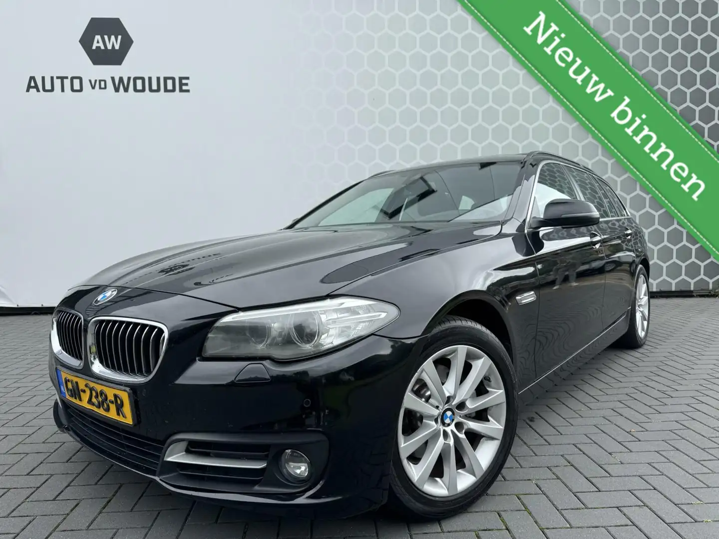 BMW 520 5-serie Touring 520d High Executive Pano Trekhaak Zwart - 1