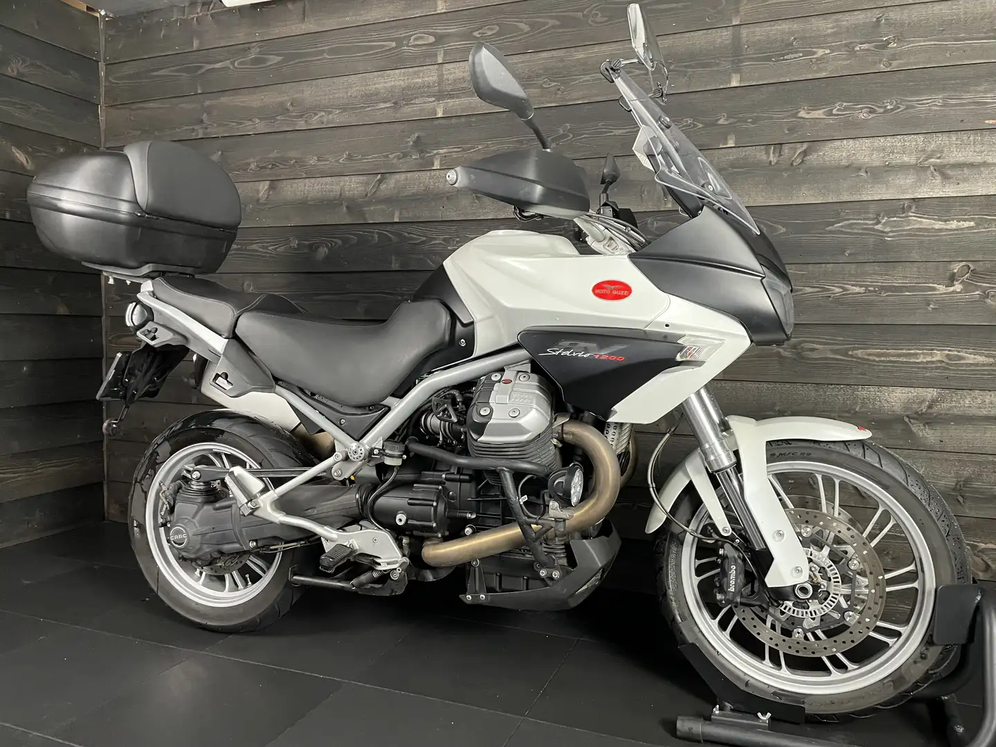Moto Guzzi Stelvio 1200 8V ABS Blanco - 2