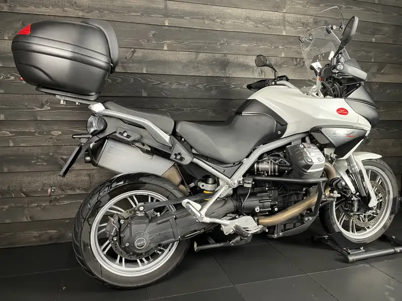 Moto Guzzi Stelvio 1200 - foto 3