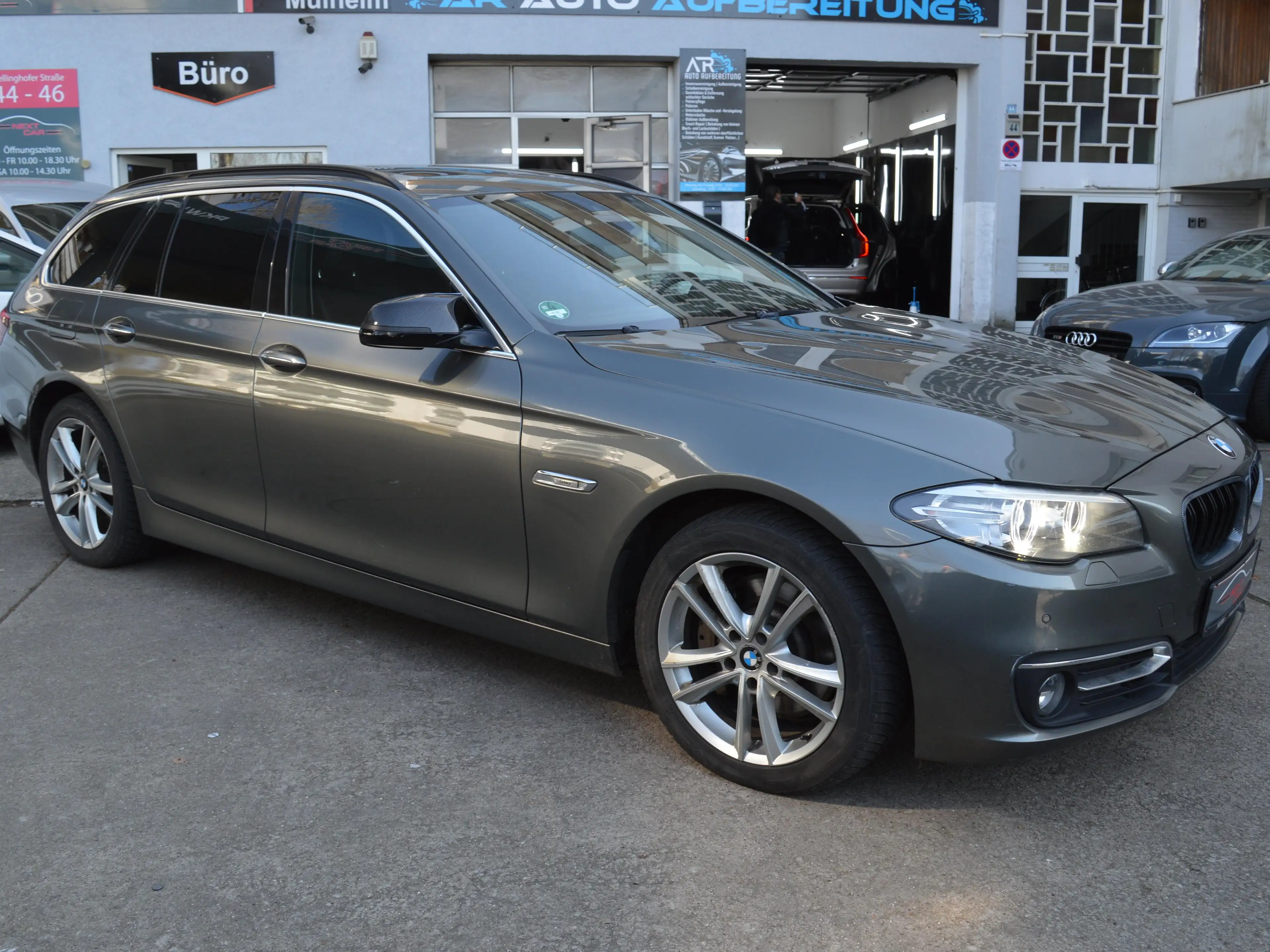 BMW 525 5er 525d xDrive Touring Sport-Aut. Luxury Line — photo 4