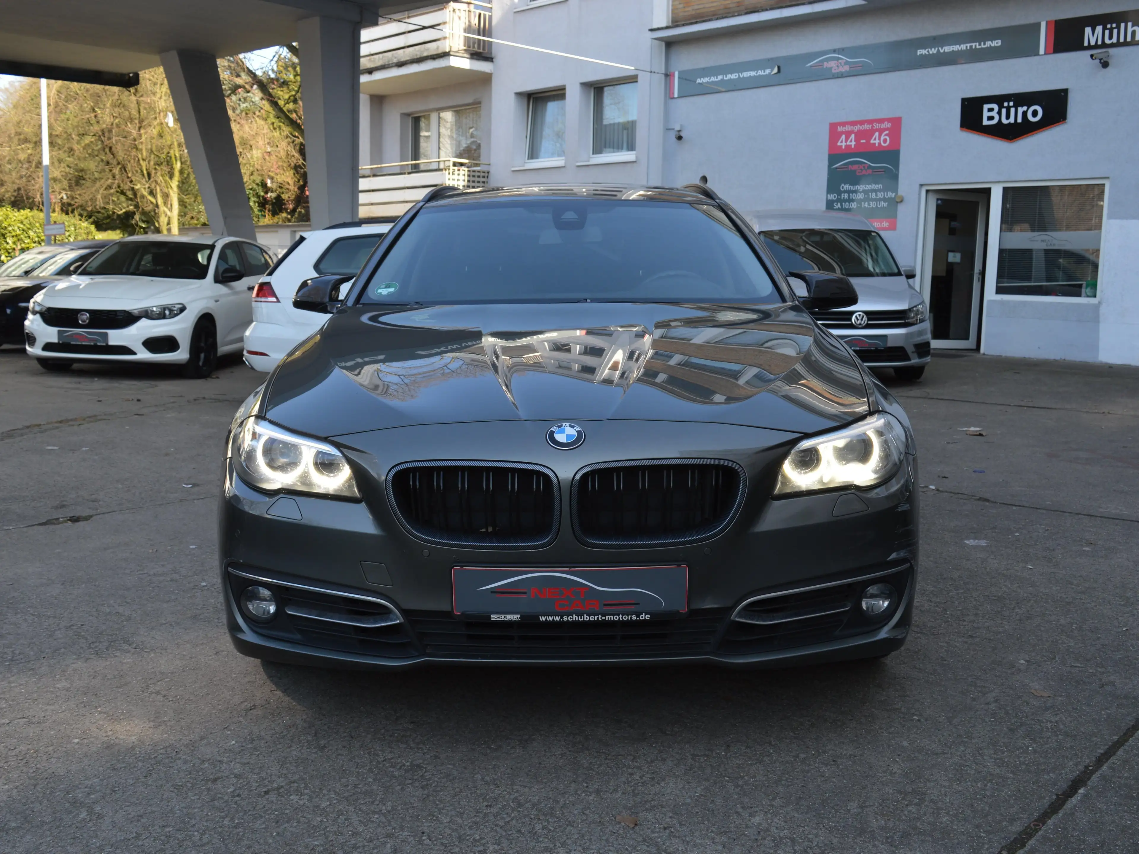 BMW 525 5er 525d xDrive Touring Sport-Aut. Luxury Line — photo 2