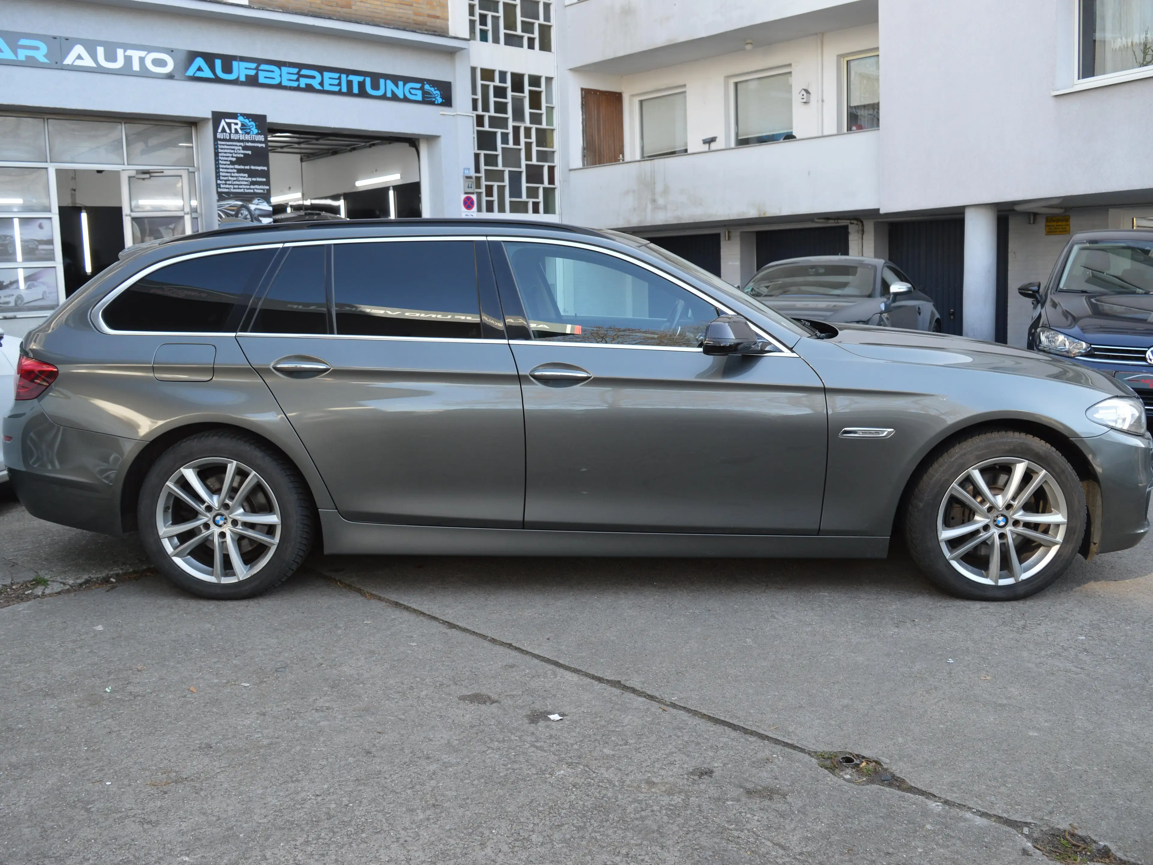 BMW 525 5er 525d xDrive Touring Sport-Aut. Luxury Line — photo 5