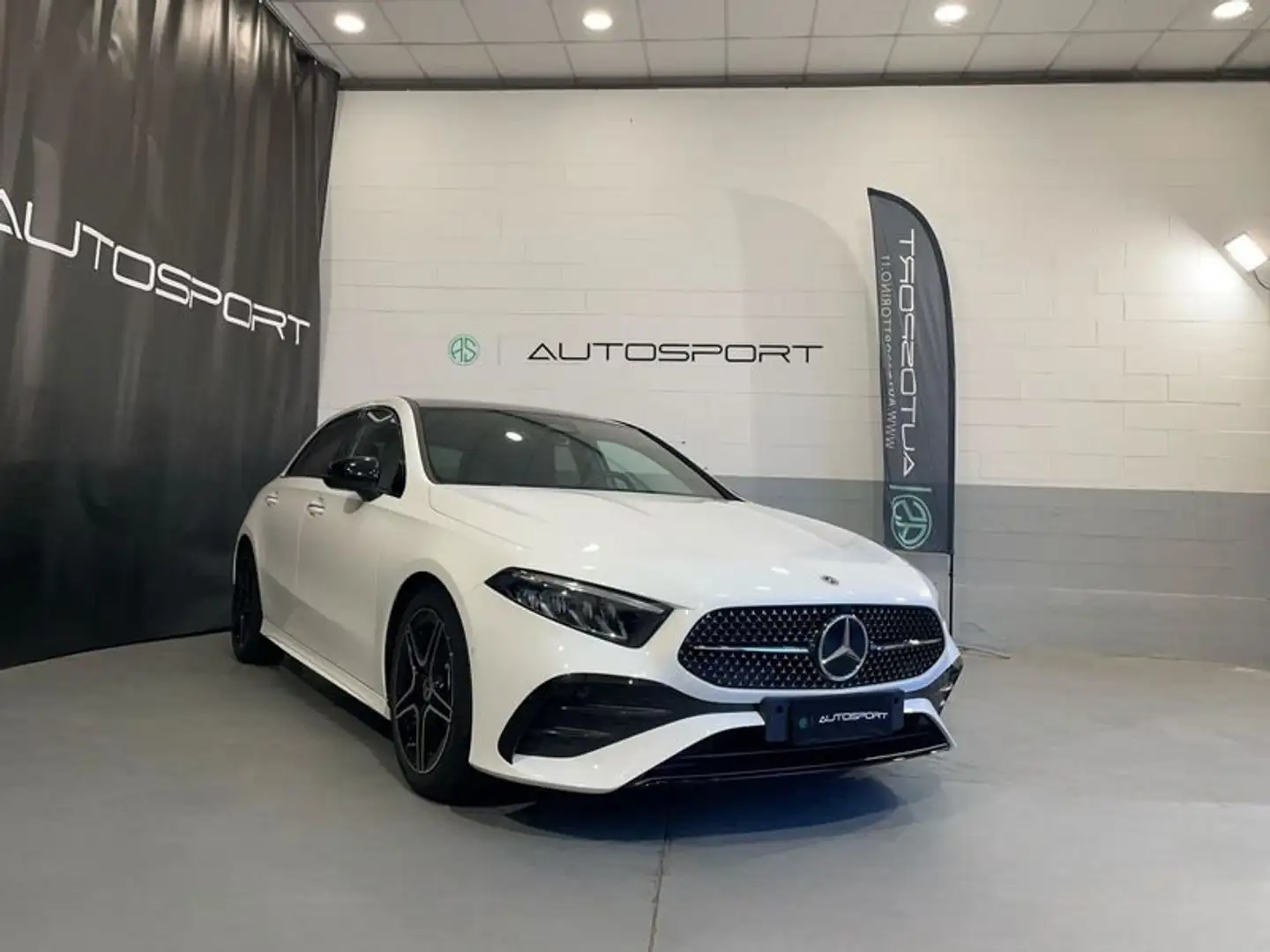Mercedes-Benz A 250 A 250 Automatic 4Matic Advanced Plus AMG Line Bianco - 1