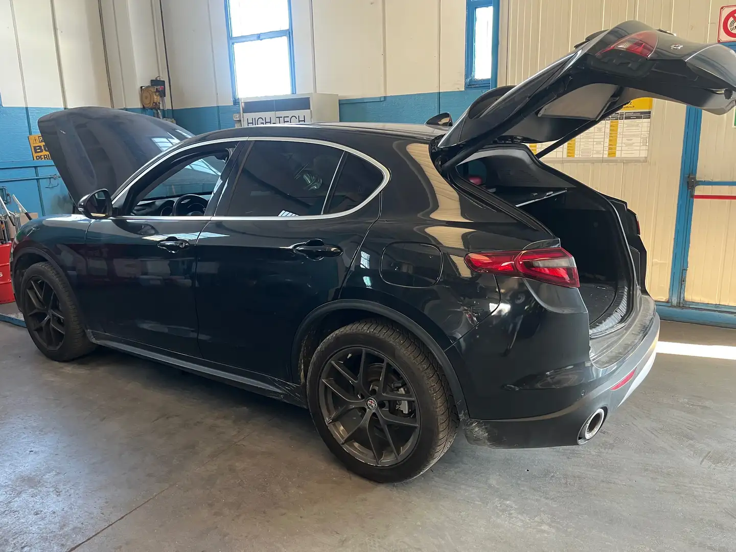 Alfa Romeo Stelvio Stelvio 2017 2.2 t Executive Q4 210cv auto Nero - 2