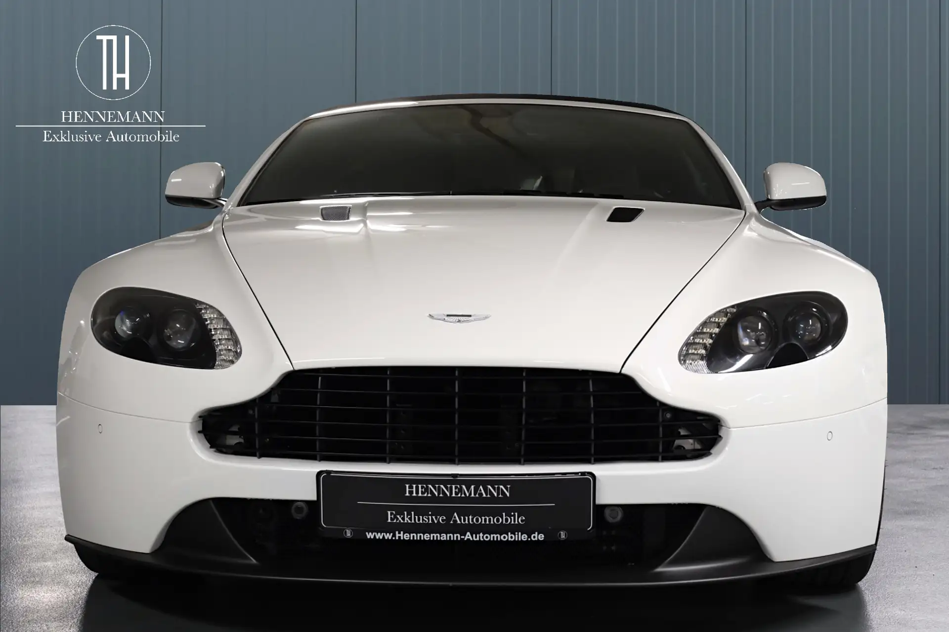 애스턴마틴 밴티지 Roadster 2015 흰색 사진 8