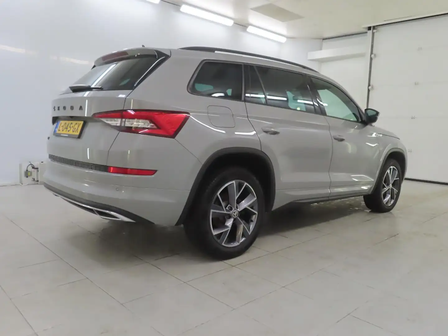 Skoda Kodiaq 1.5 TSI Sportline Business Virtual dashboard- Lede Grijs - 2
