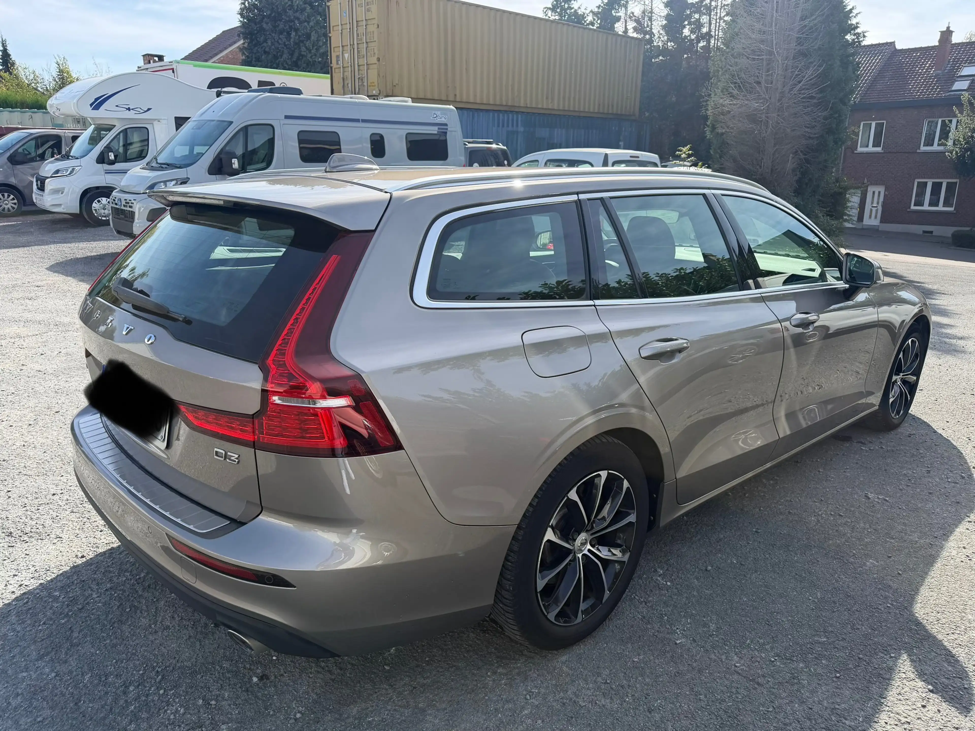Volvo V60 V60 2.0 D3 R-Design Geartronic — photo 6