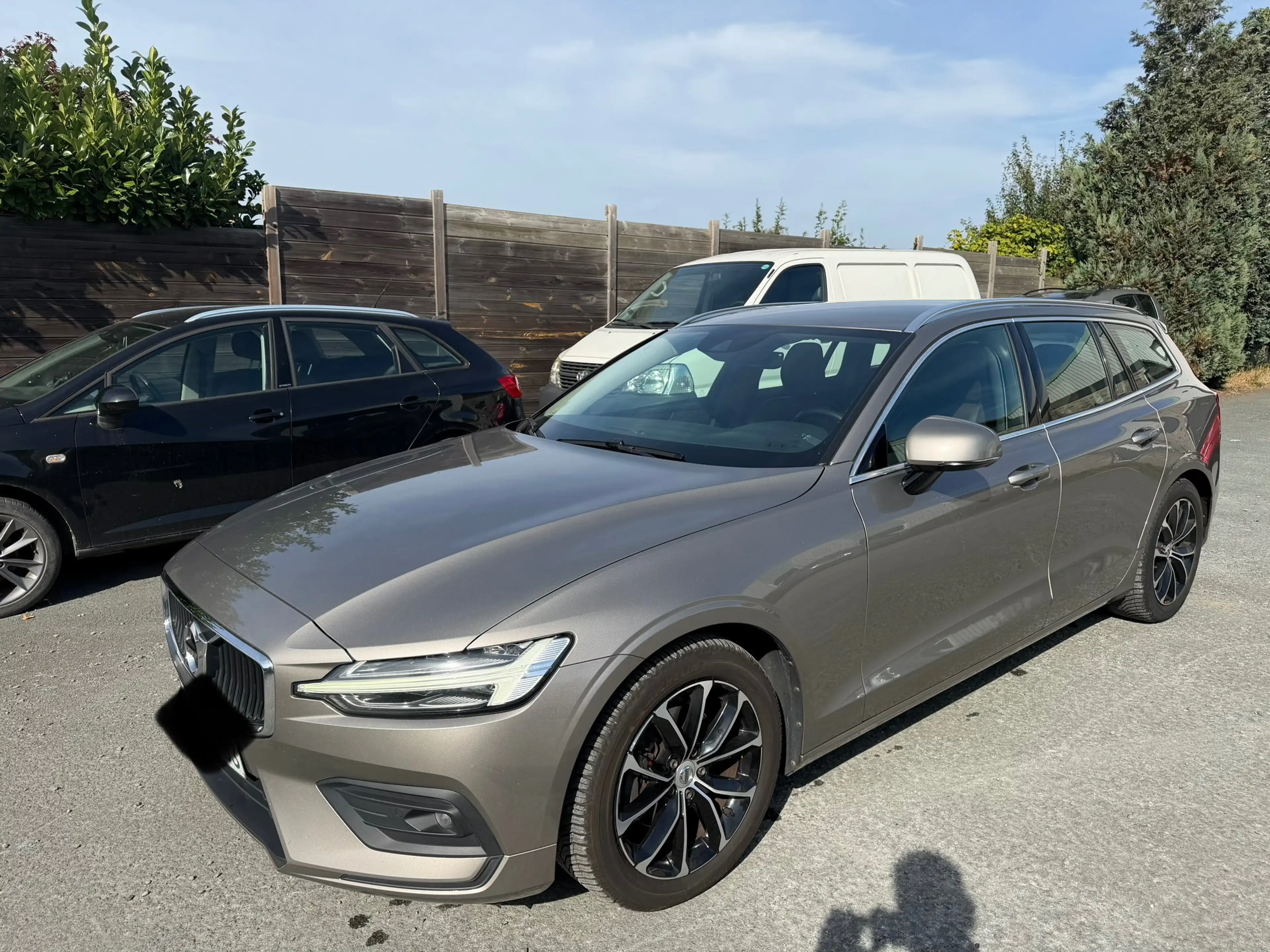Volvo V60 V60 2.0 D3 R-Design Geartronic — photo 3