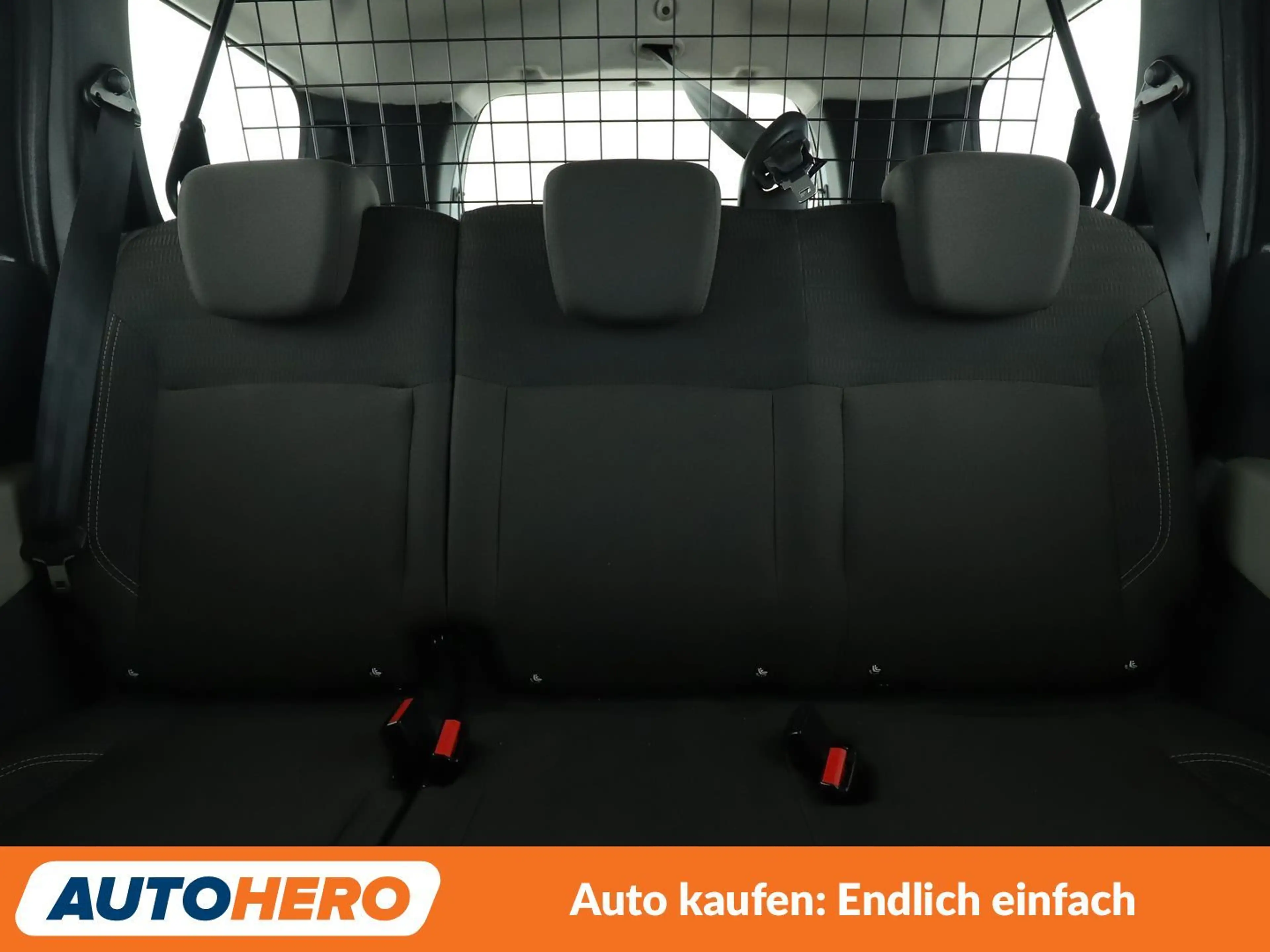 Dacia Lodgy 1.2 TCe Laureate*CAM*PDC*RADIO* — photo 15
