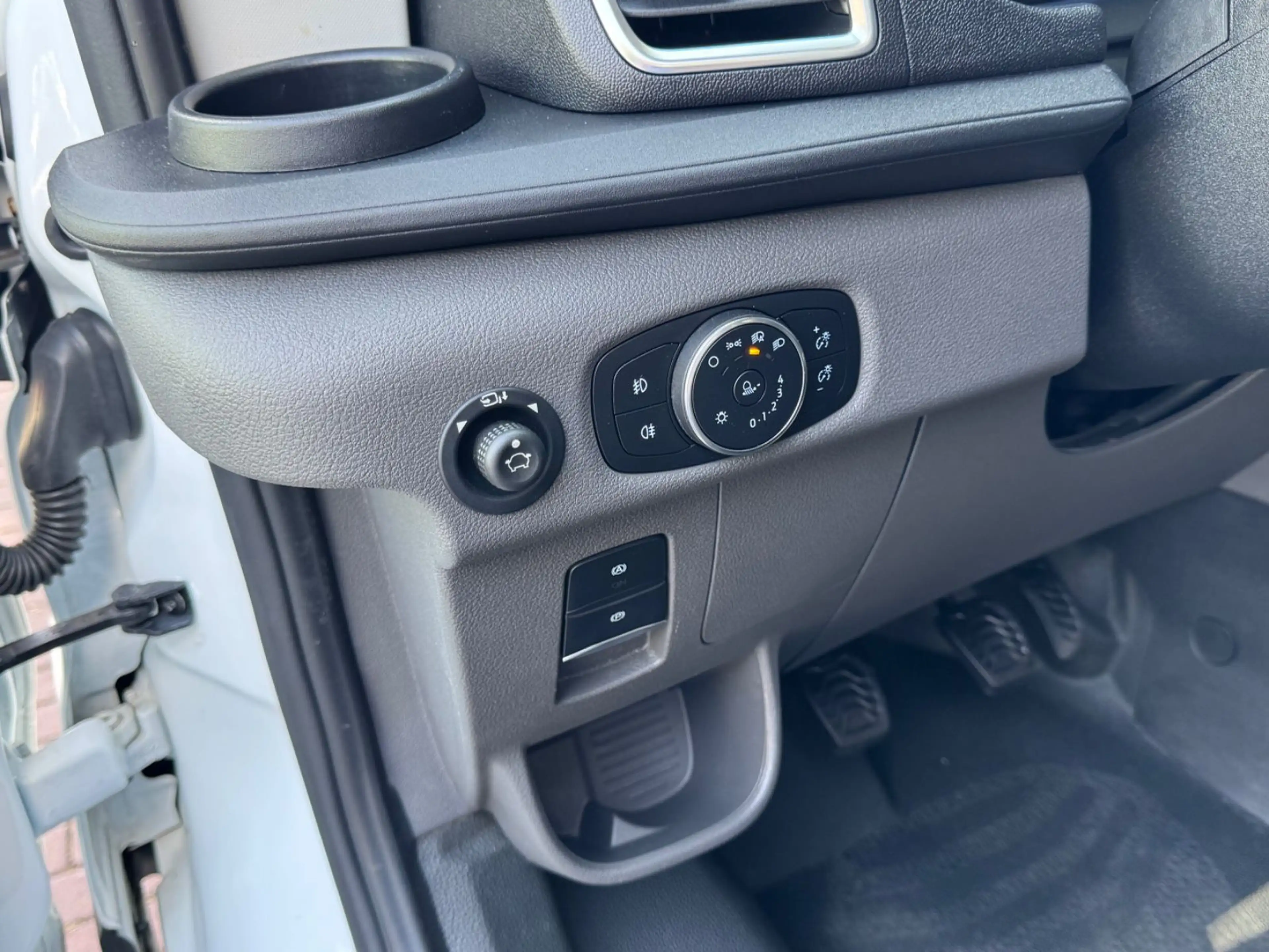 Ford Transit Kasten 350 L3H3 Trend*360°* Sync 4* — photo 10