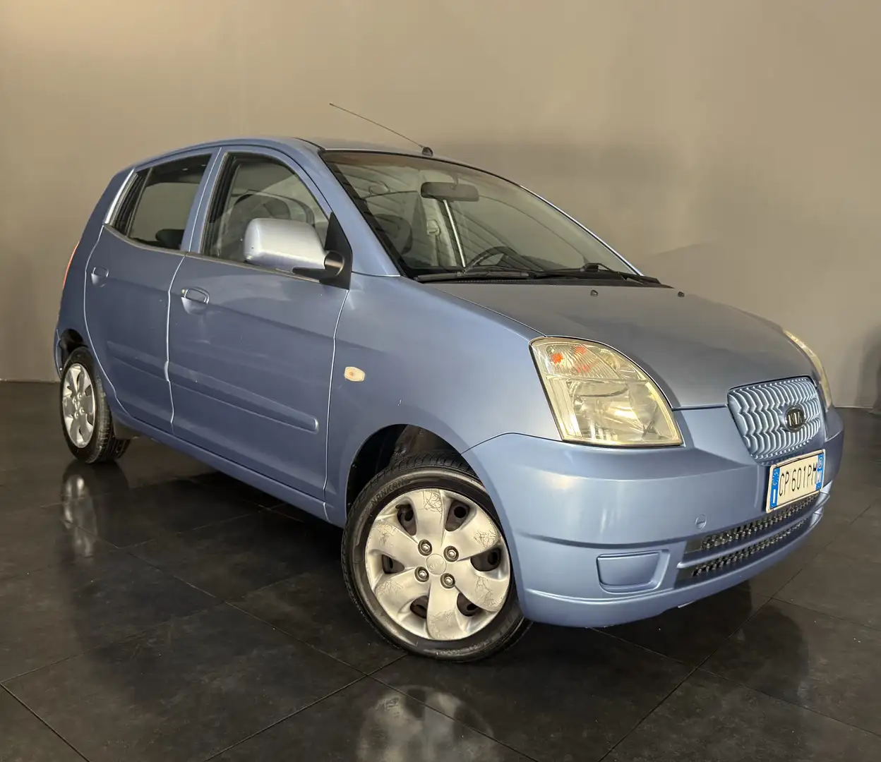 Kia Picanto 1.1 Benzina Unico proprietario km certificati Синий - 1