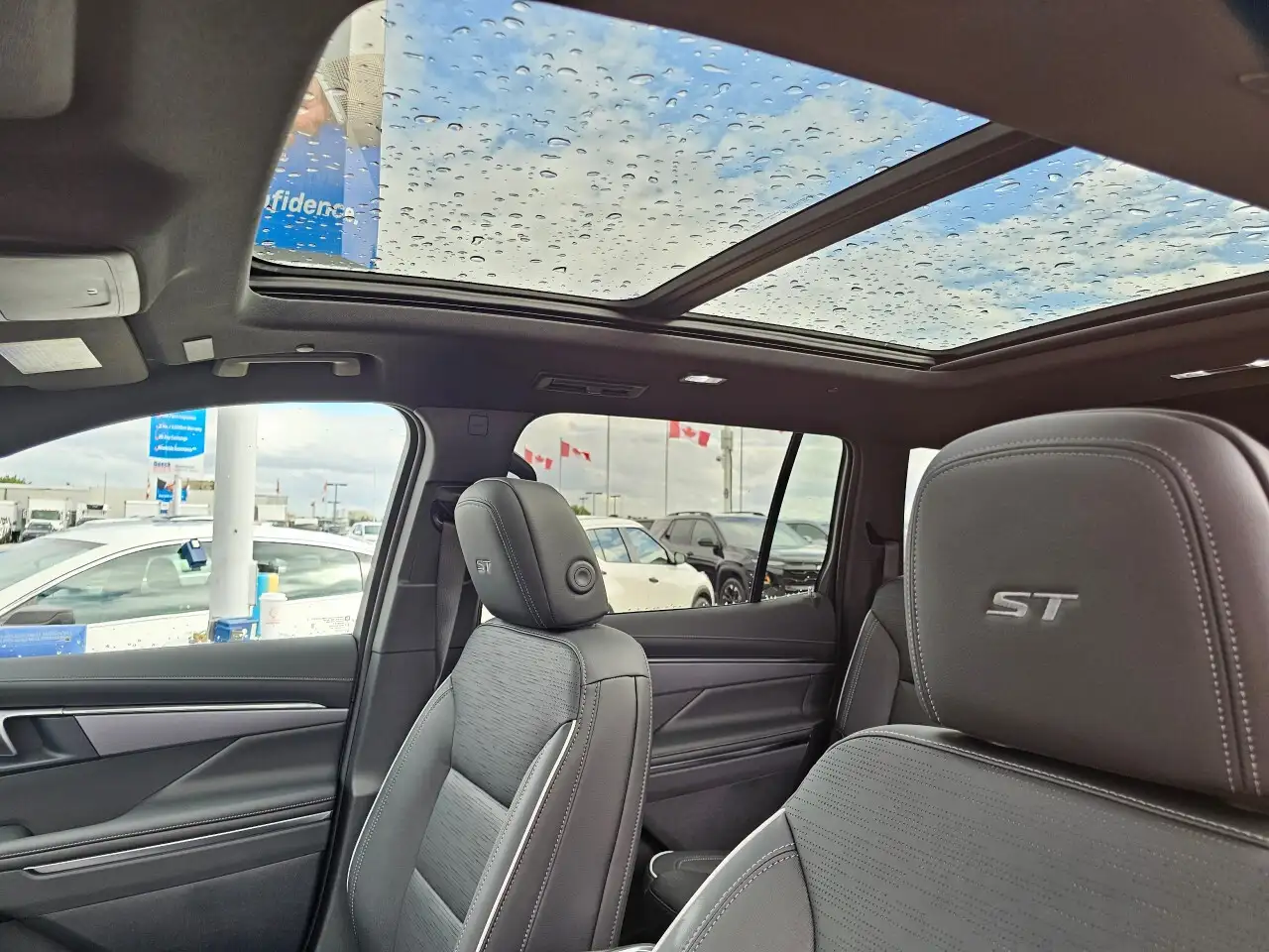 Buick Enclave снимка Buick Enclave