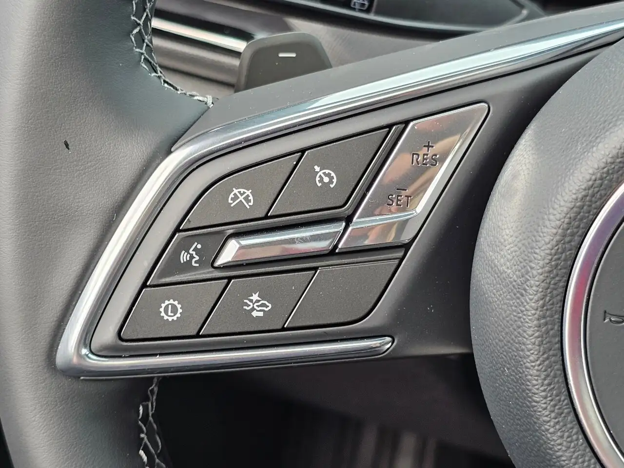 Buick Enclave снимка Buick Enclave